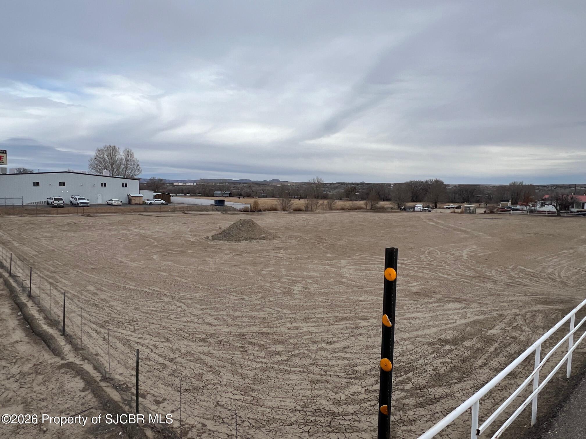Nya US-64 / Ferrari Ranch Road — photo
