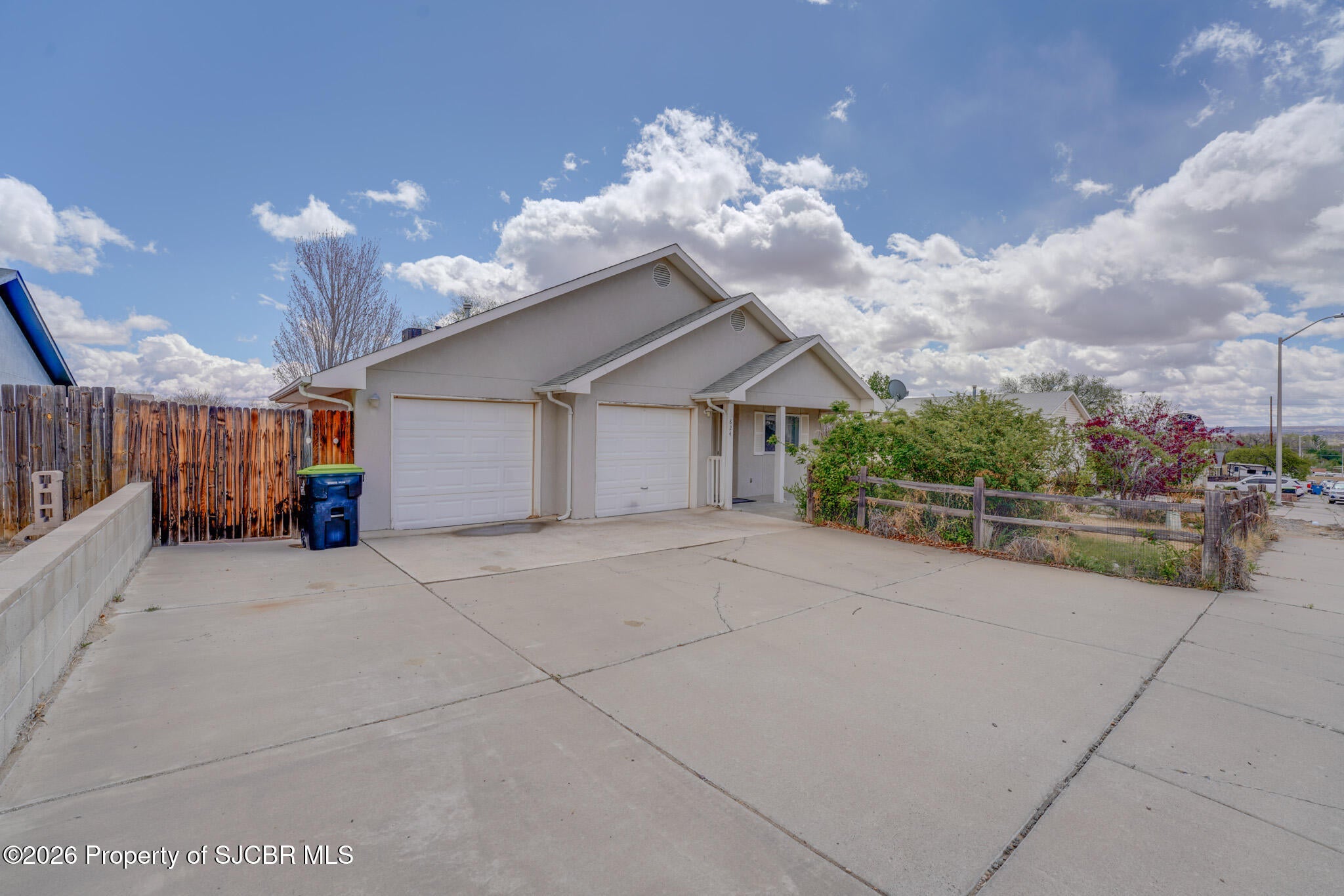 824 N Cholla Street — photo