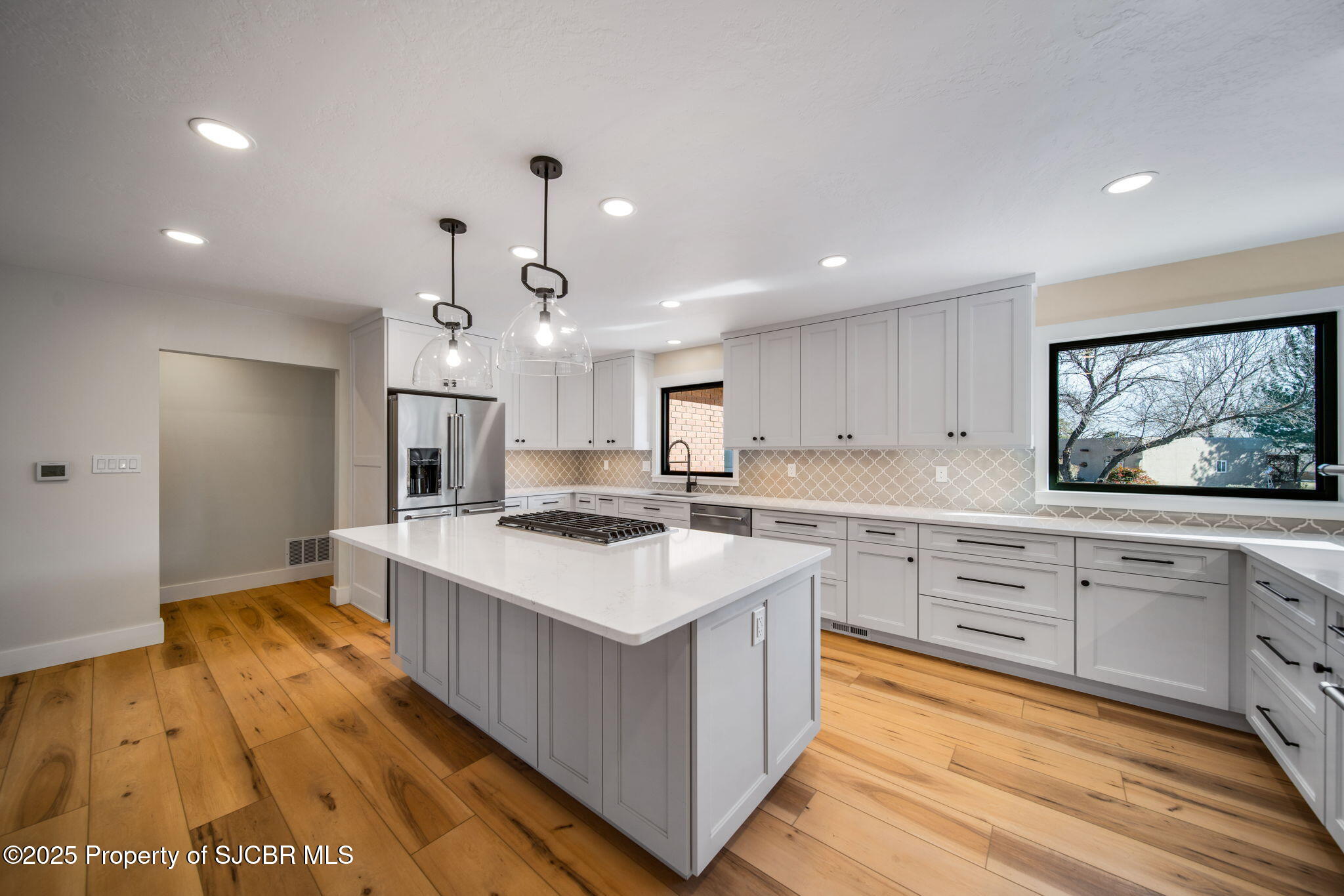 5425 Santa Theresa Court — photo