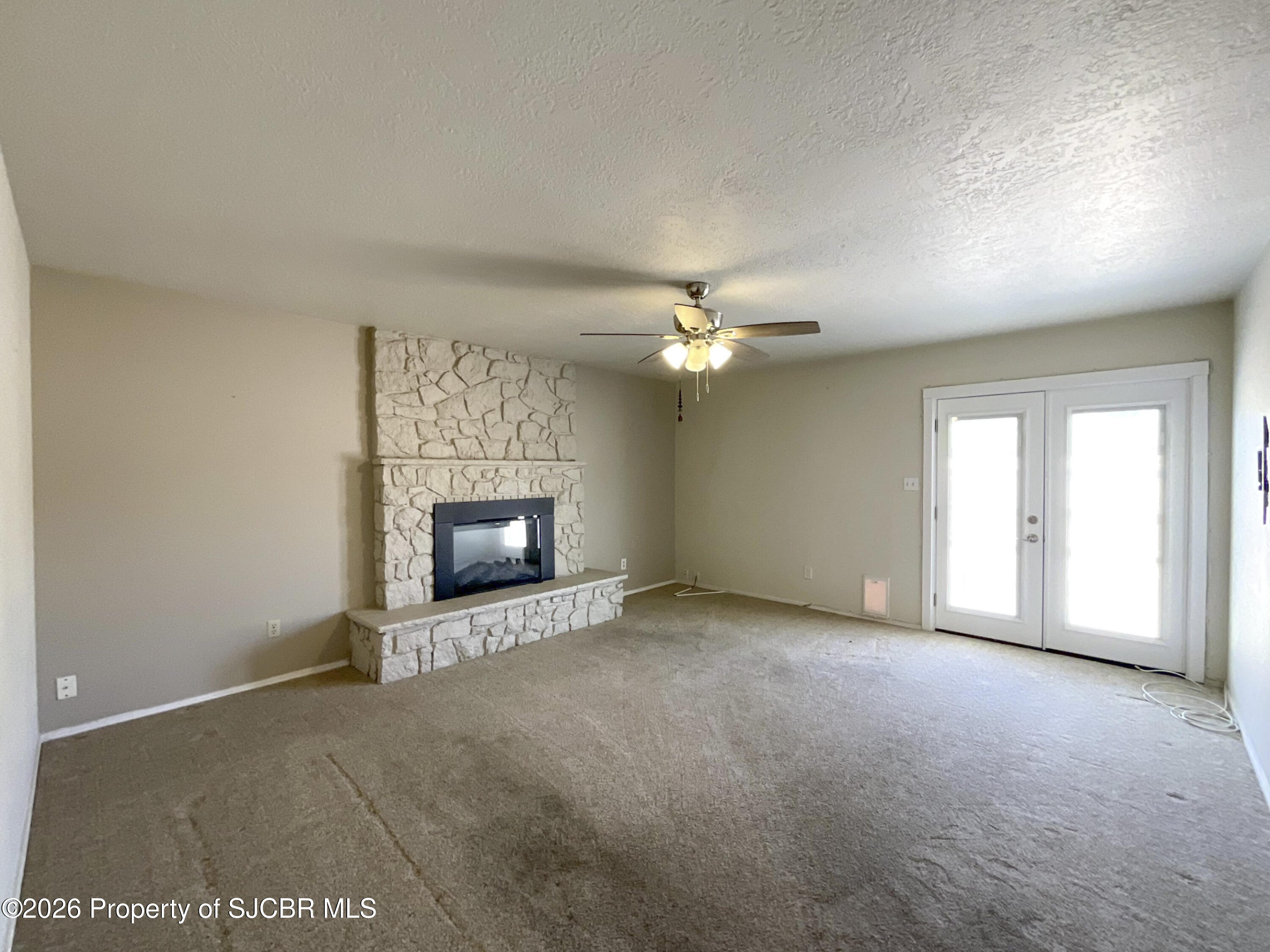 2312 E 18th Street — photo