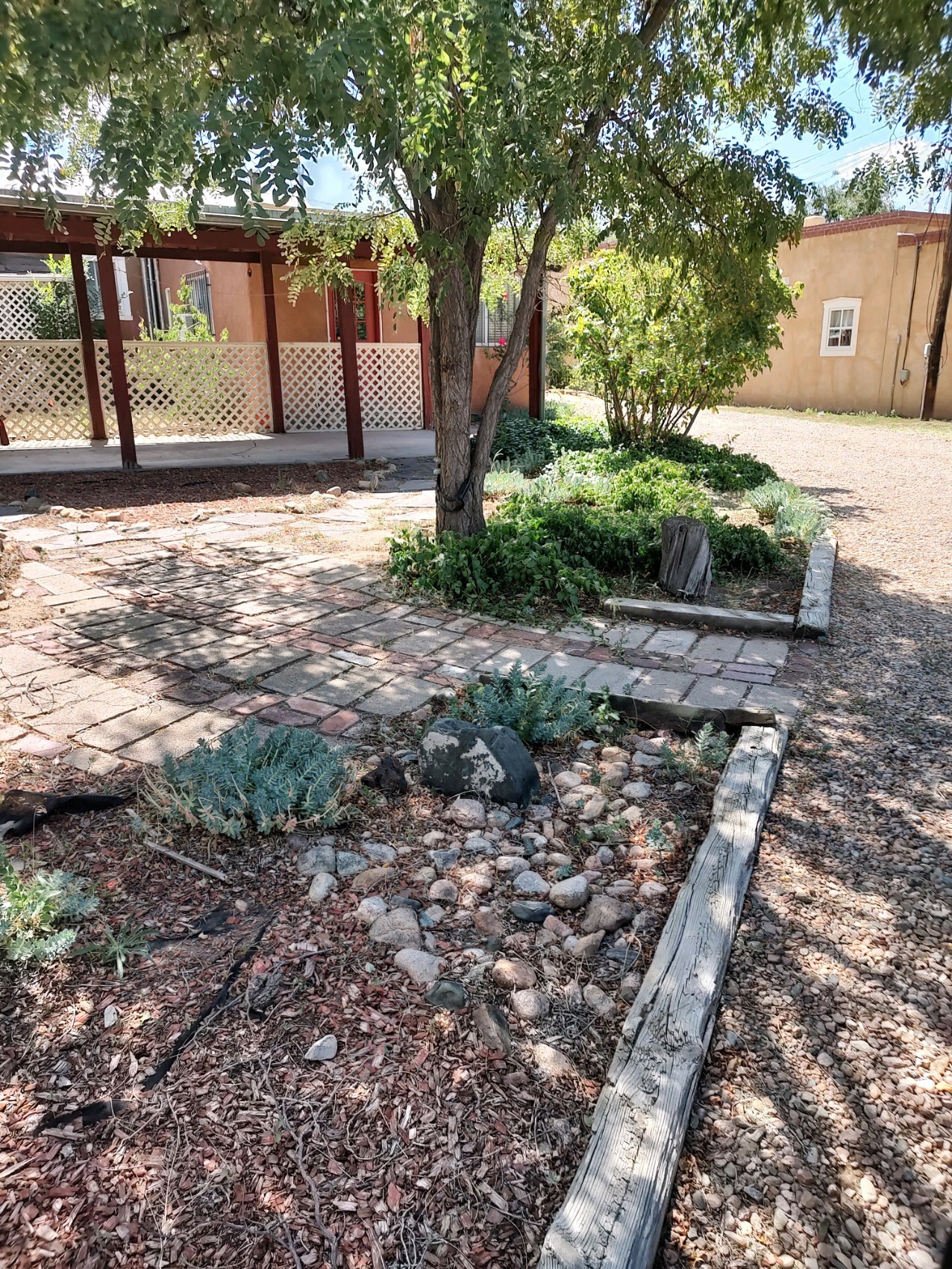 509 & 511 Agua Fria Street — photo