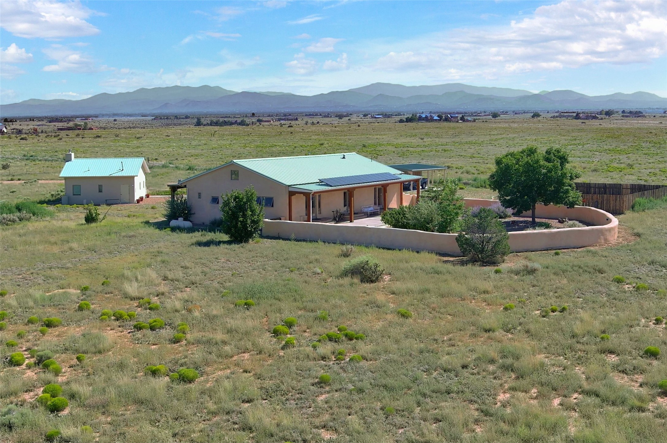 152 Turquoise Trail Court — photo
