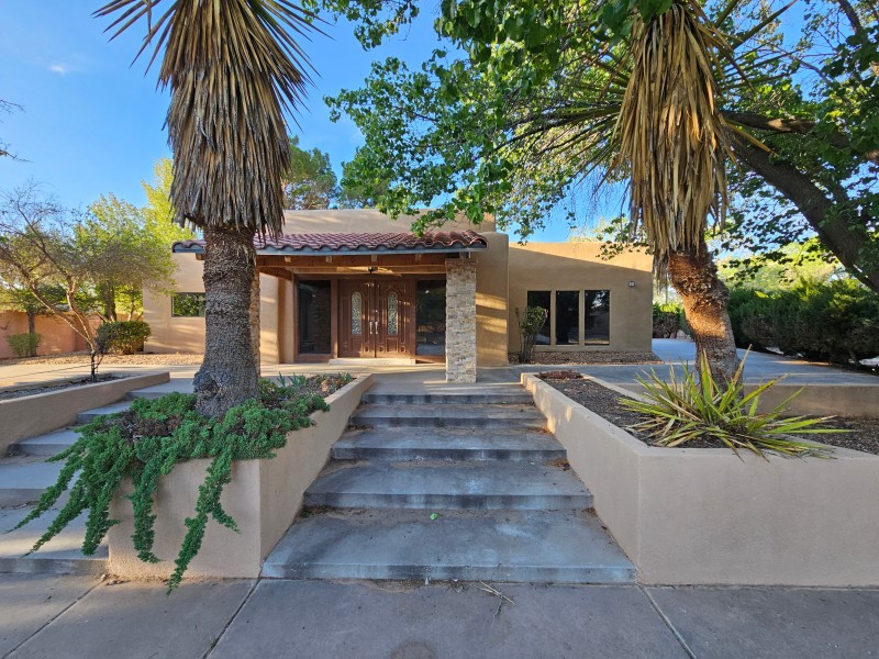 625 Camino De Corrales Del Norte — photo
