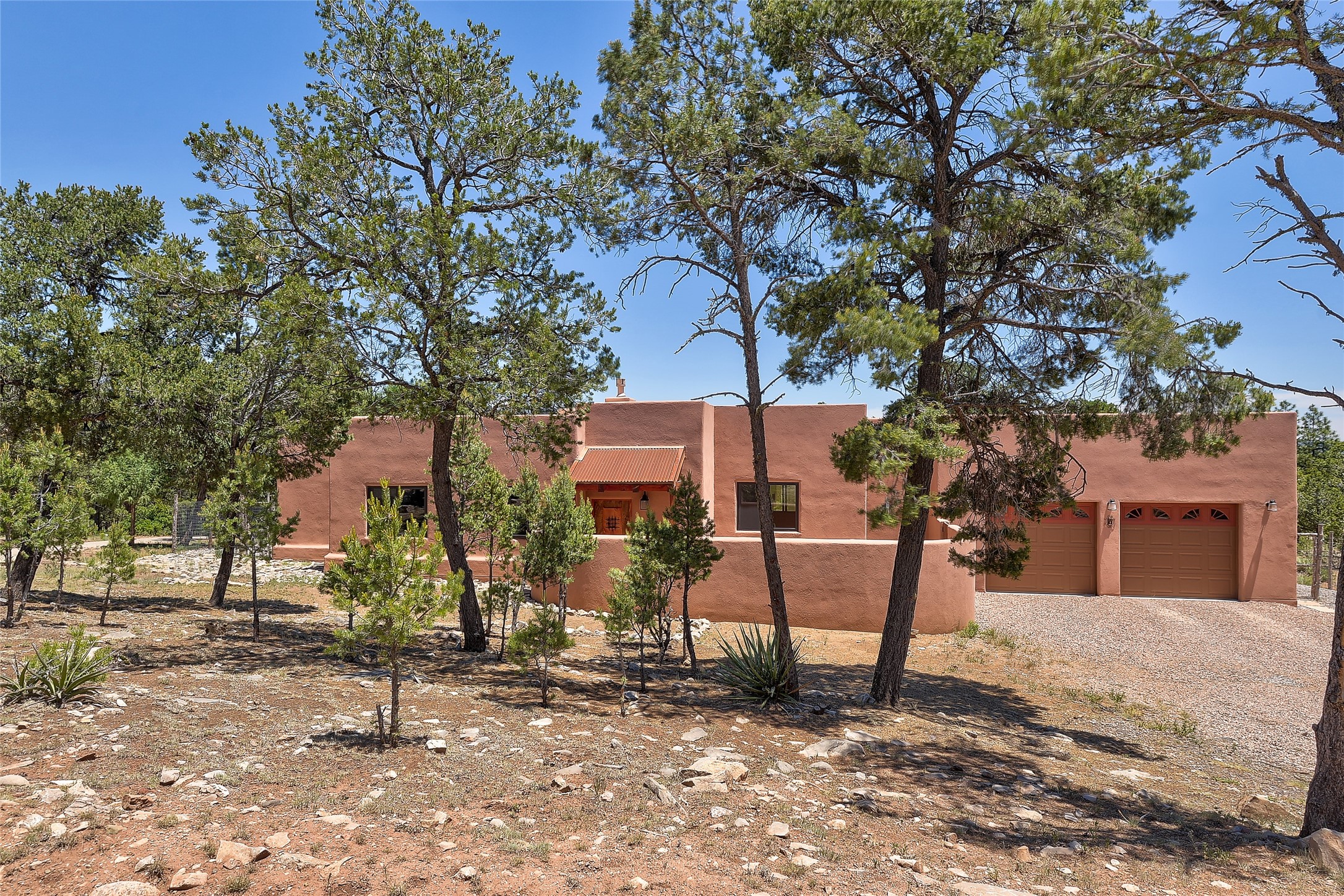 6 Dancing Hawk Drive — photo