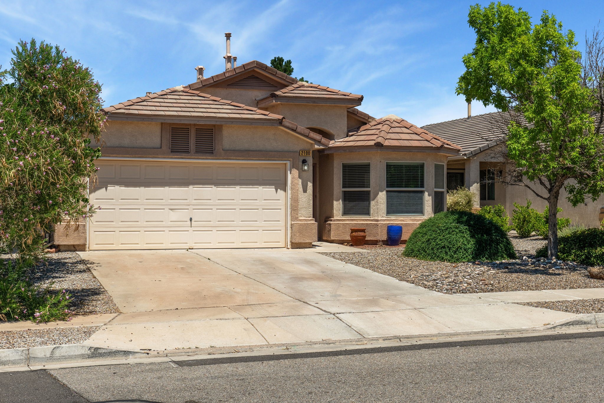 2100 SE Violeta Circle SE, Rio Rancho, NM 87124