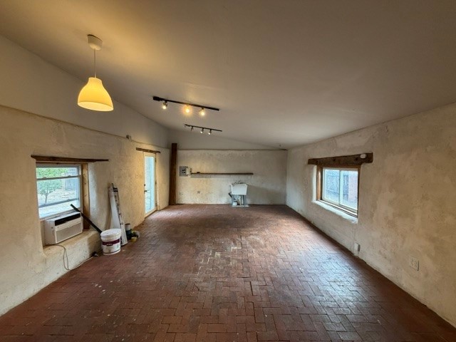645 1/2 D W San Francisco Street — photo