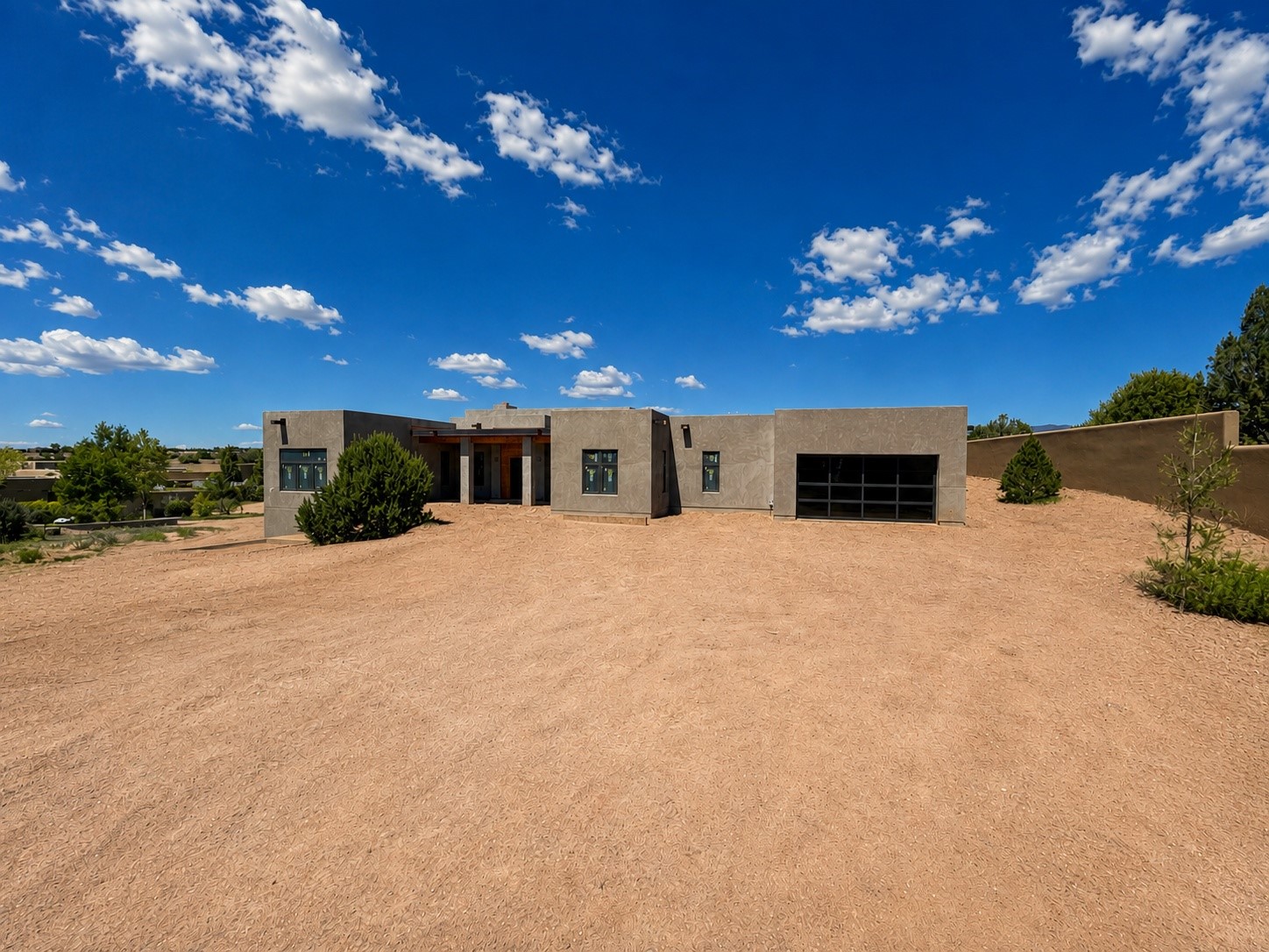 44 Paseo Aragon — photo