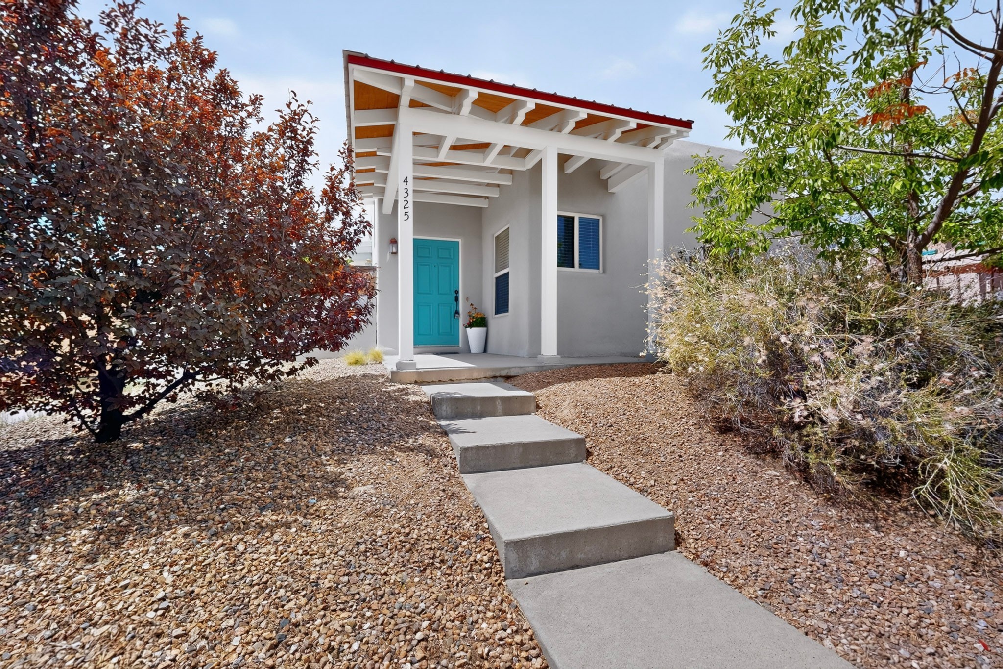 4325 Vuelta Colorada — photo