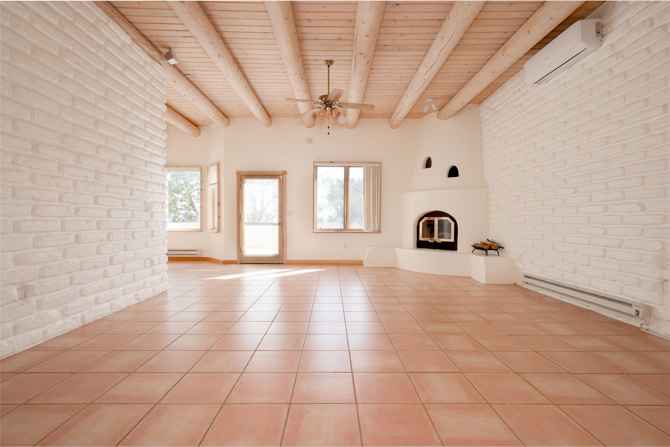 33 Herrada Road, Santa Fe, NM 87508 — photo 2