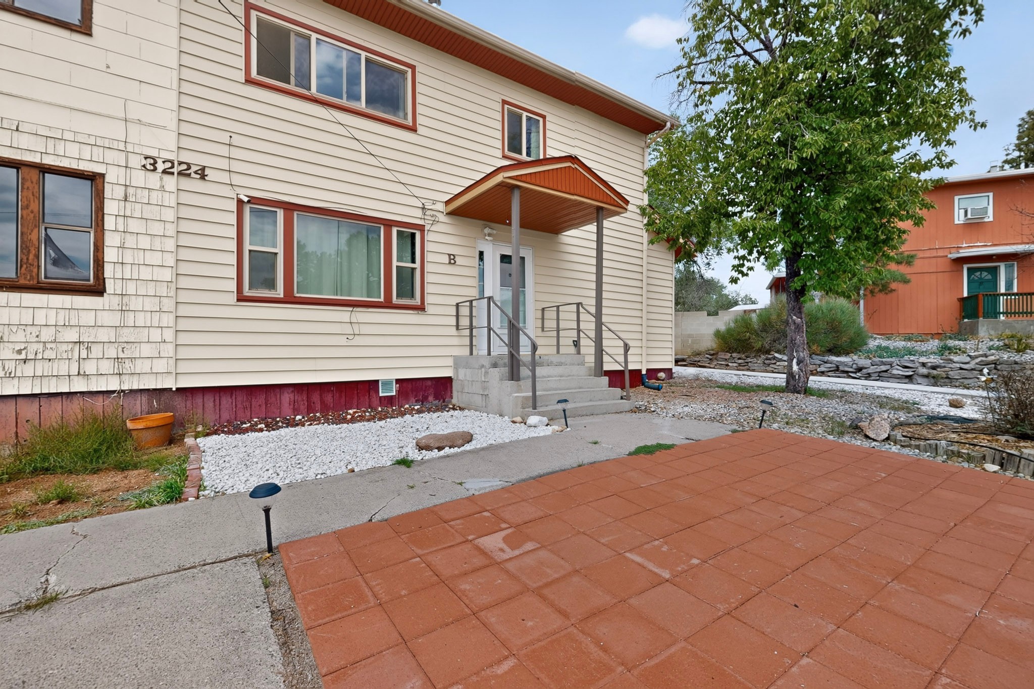 3224 Villa Street B — photo