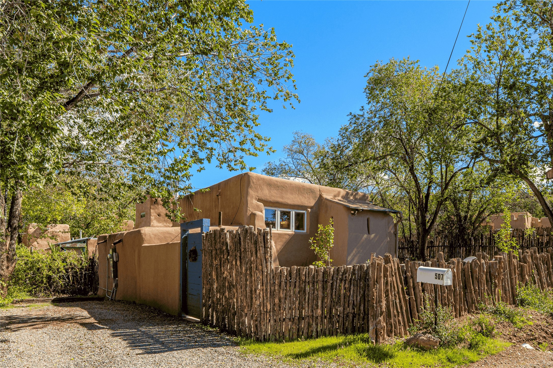 507 Apodaca Hill — photo