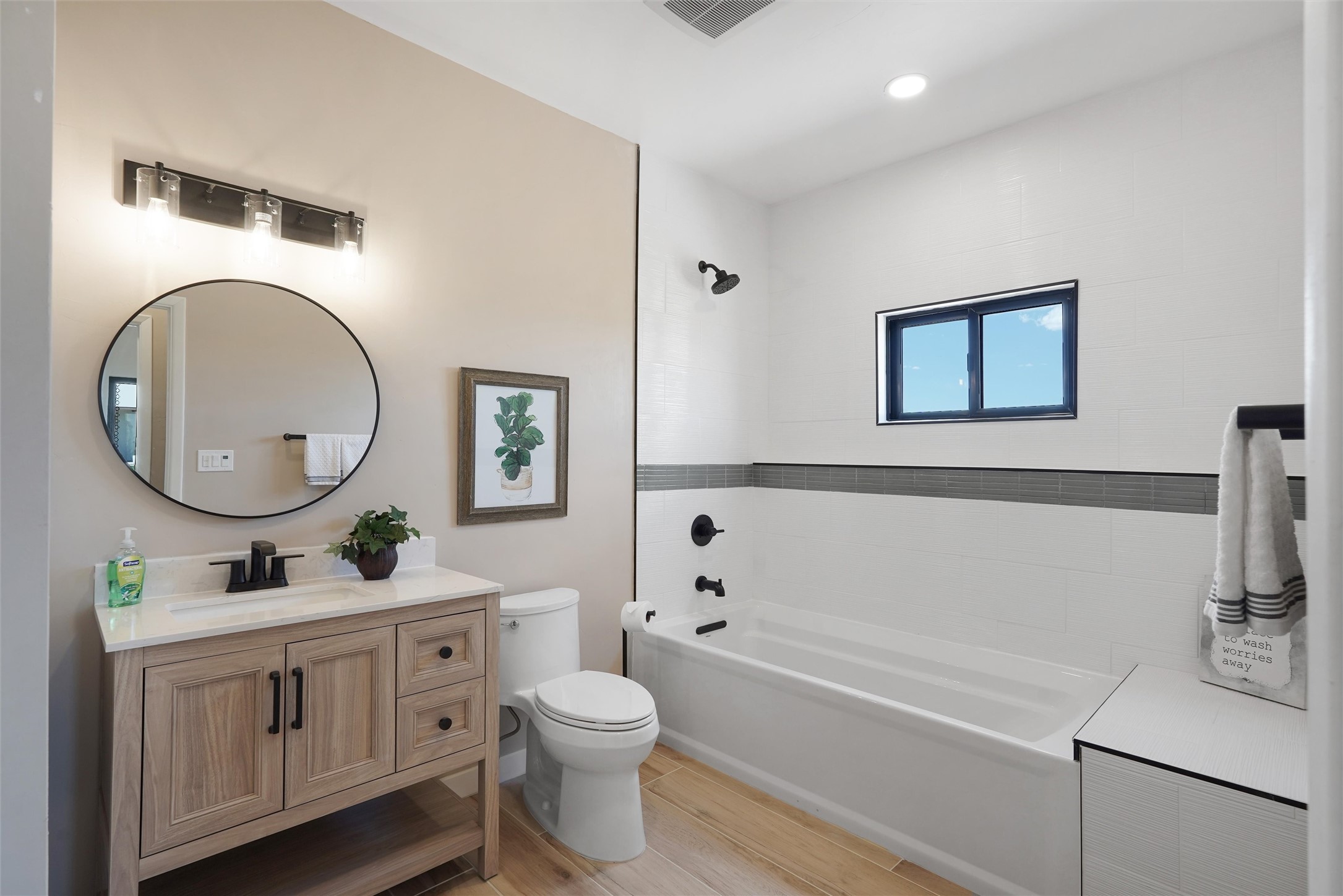 609 2nd Street NE, Rio Rancho, NM 87124 — photo 2
