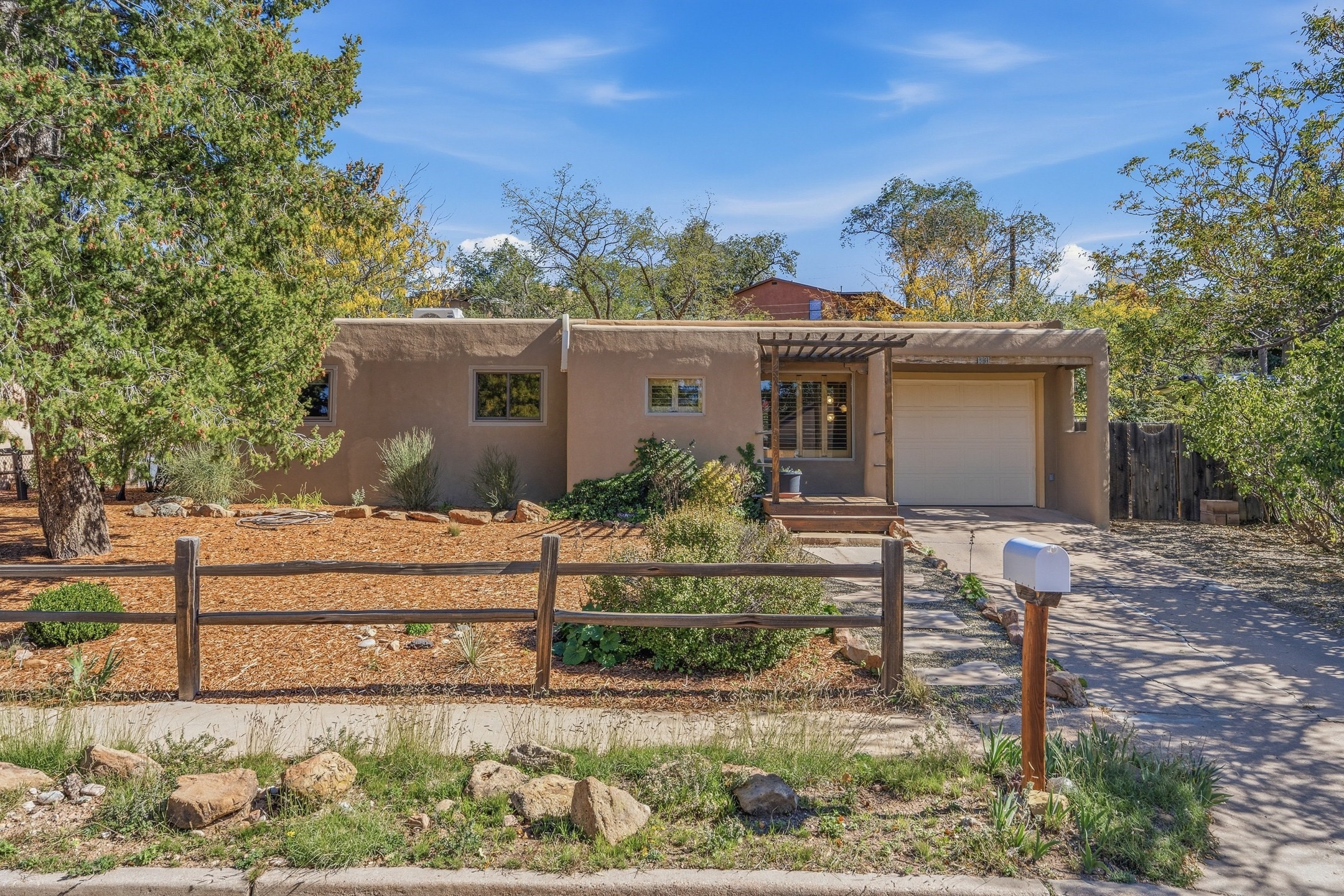 1831 Camino La Canada — photo