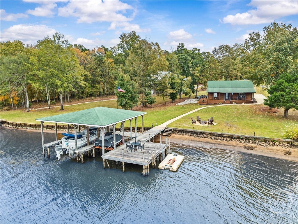 851 Jamesway Drive — photo