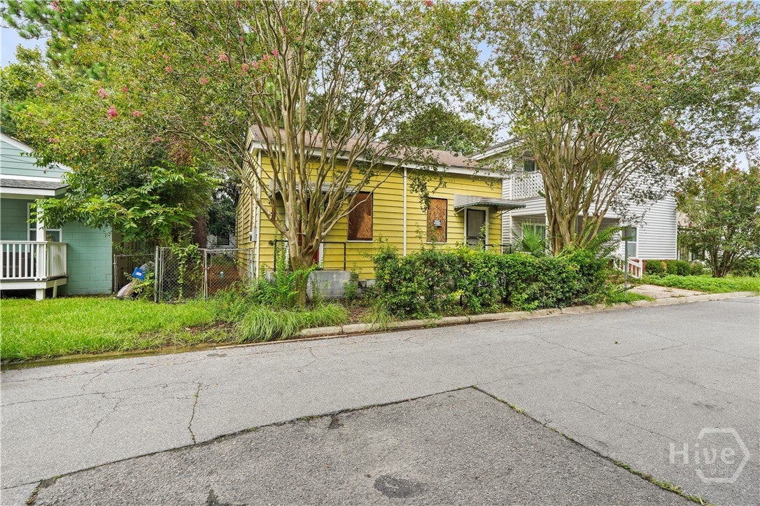 1004 Wolf Street — photo