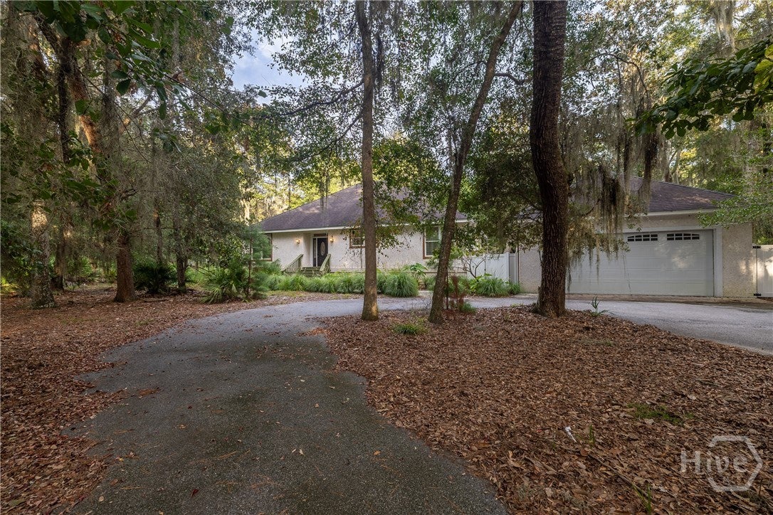 1231 Delegal Drive NE — photo