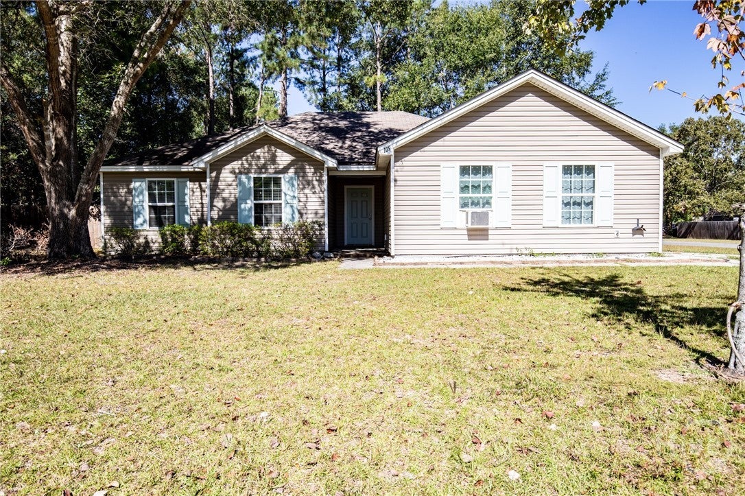 109 Knotty Pine Circle — photo