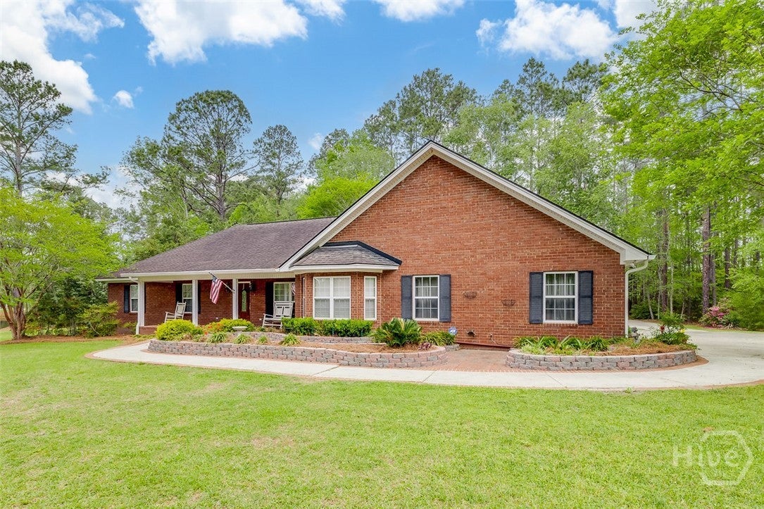 4414 Blue Jay Road — photo