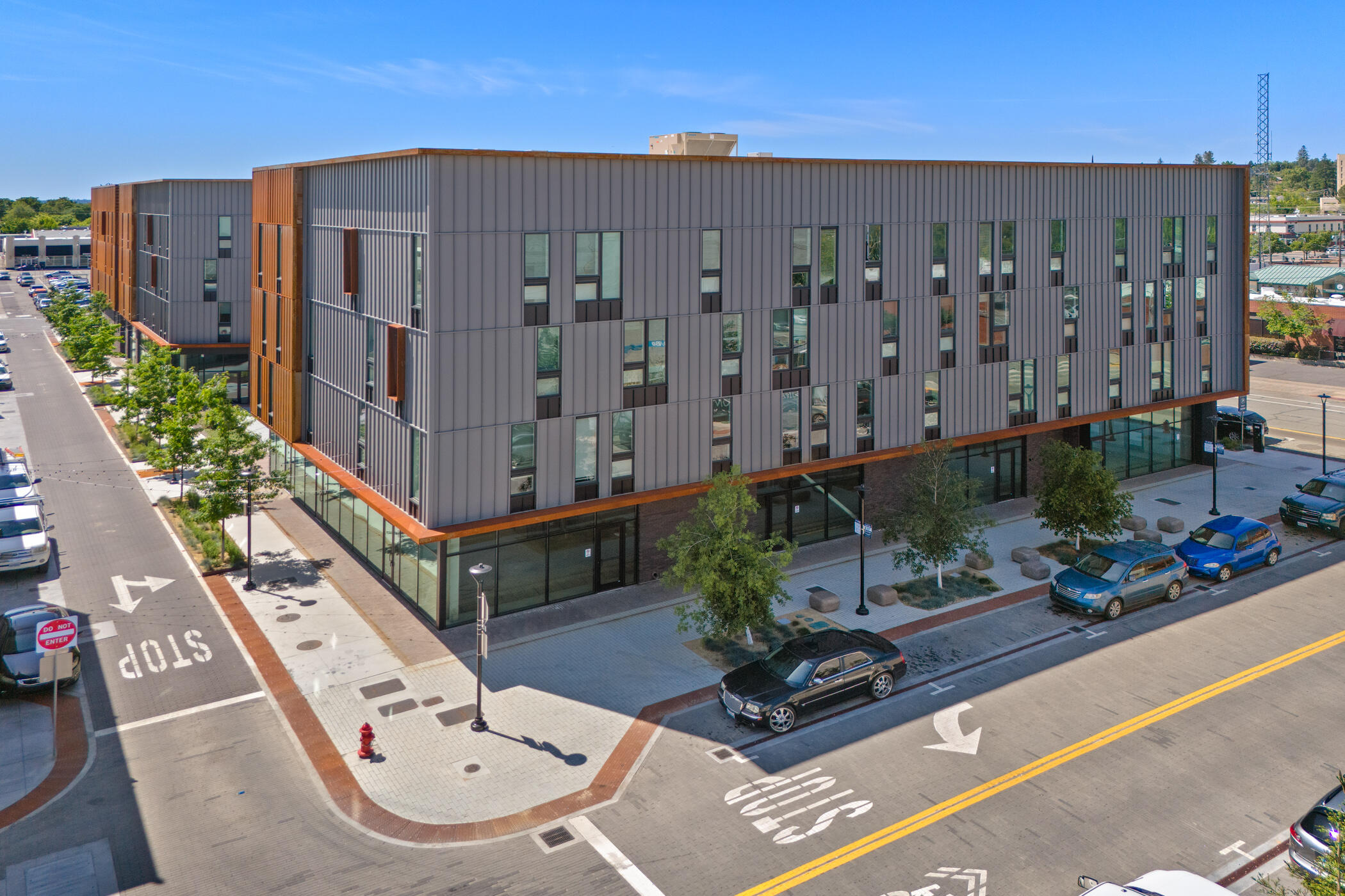 1575 California Street, Suite 102 — photo