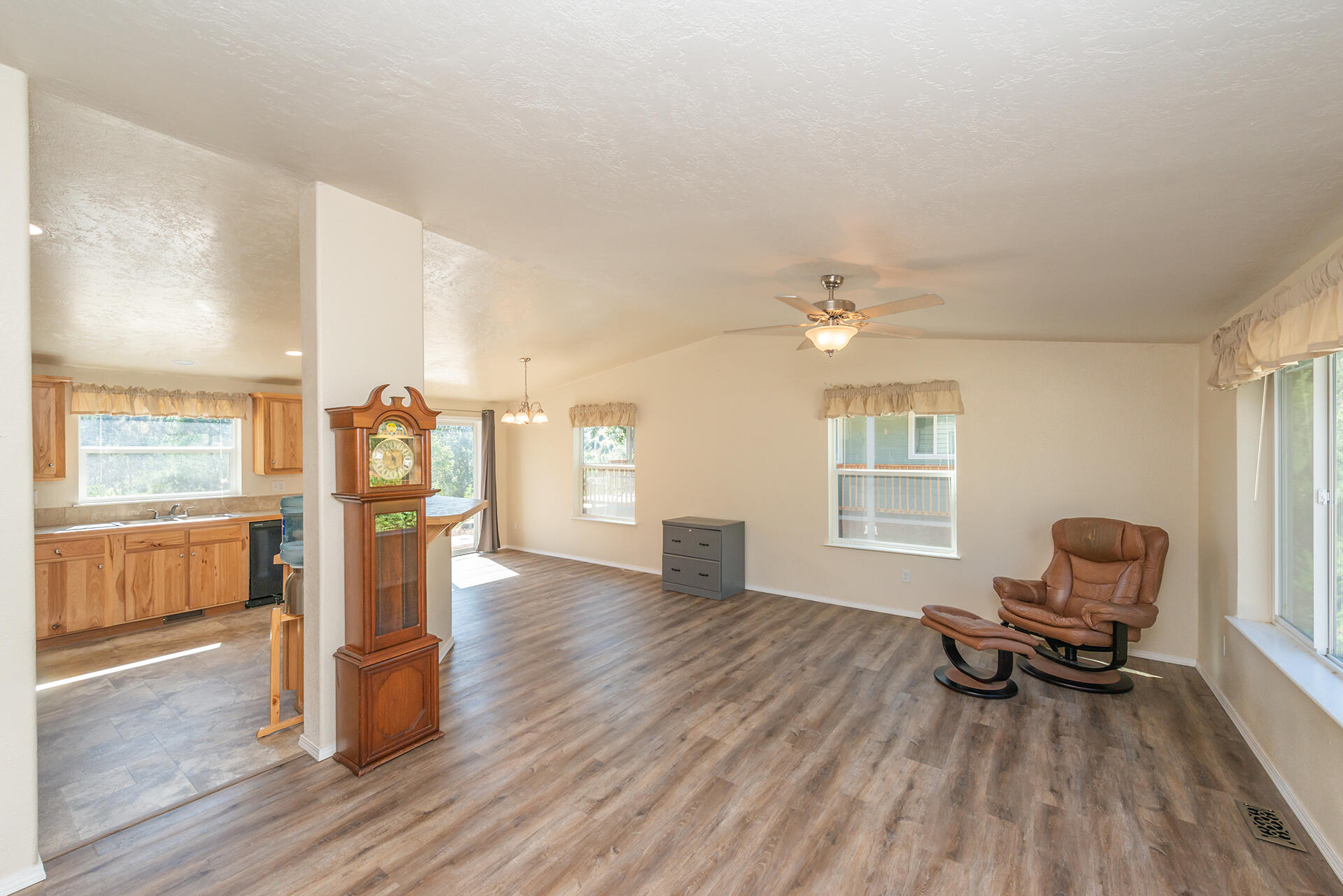38500 Ca-299 — photo