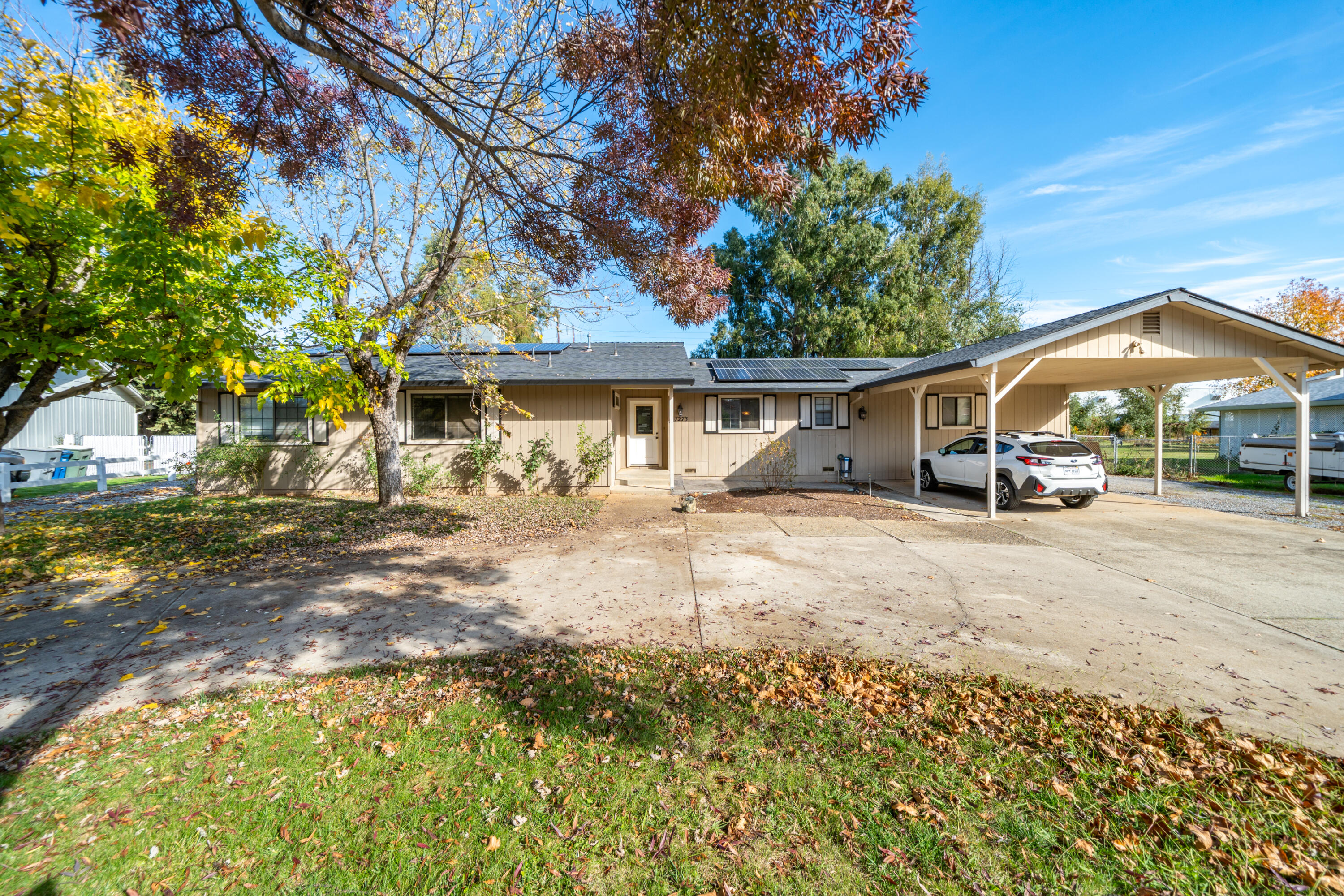 7273 Amigo Way — photo