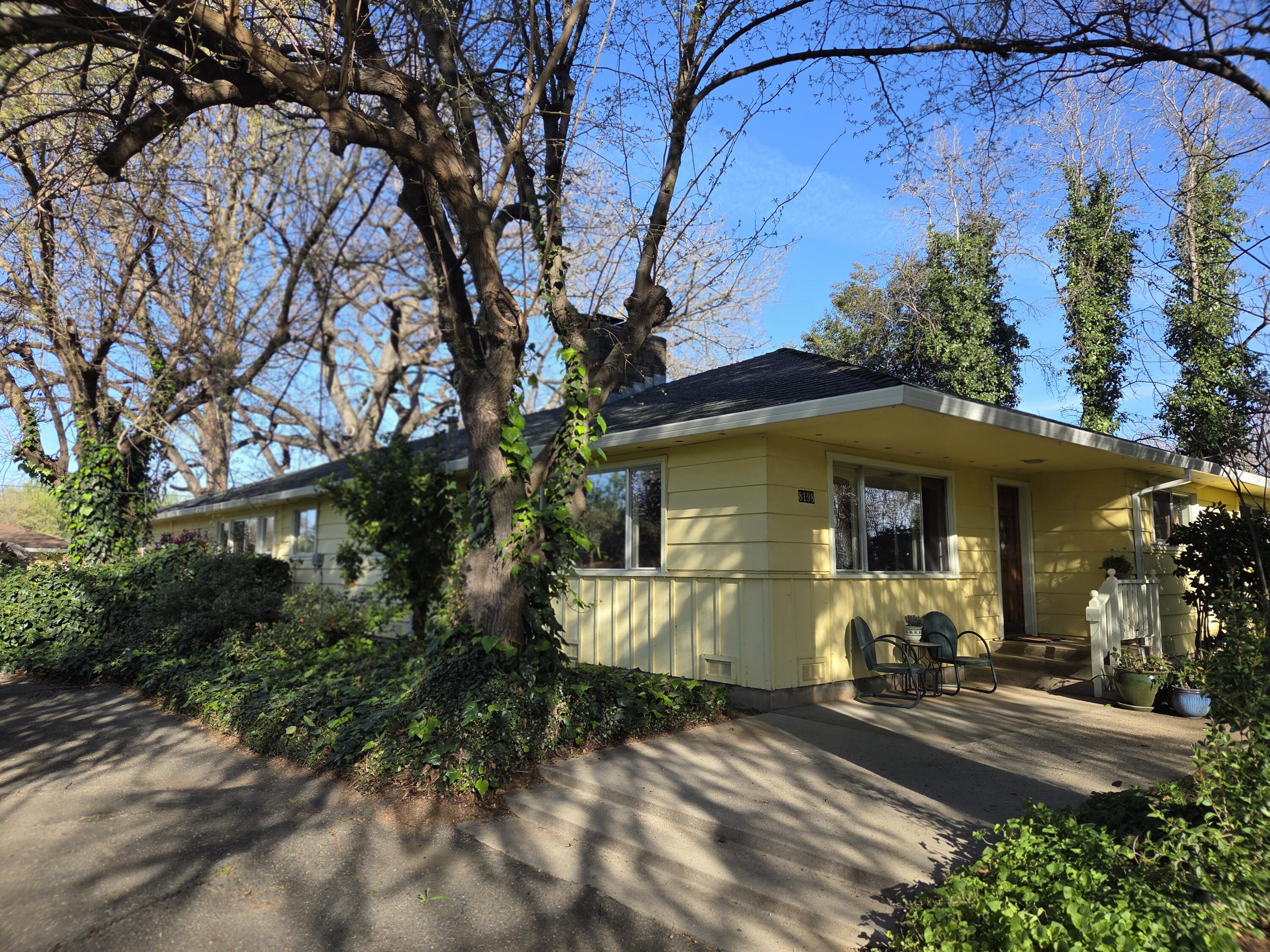 8198 Green Acres Lane — photo