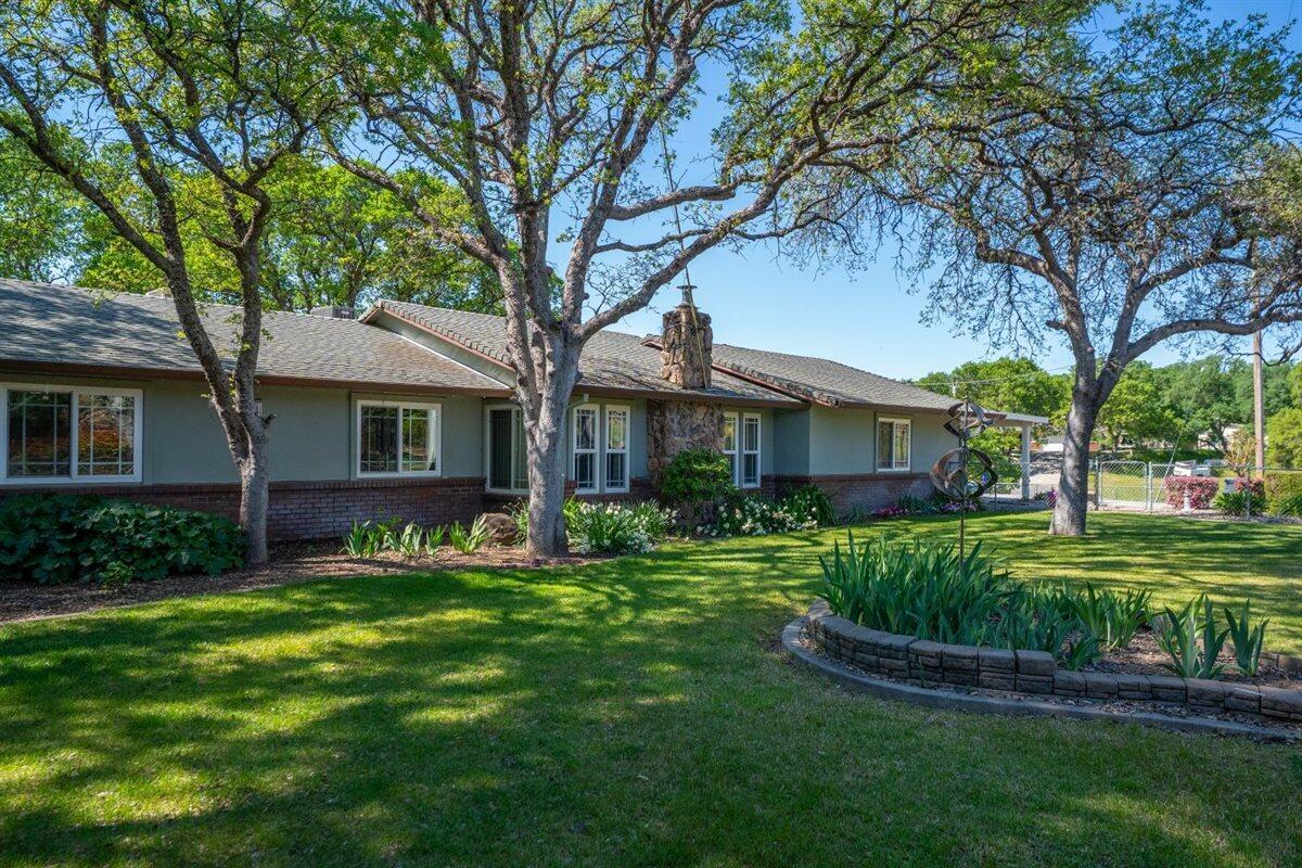 14965 Oak Knoll Drive — photo