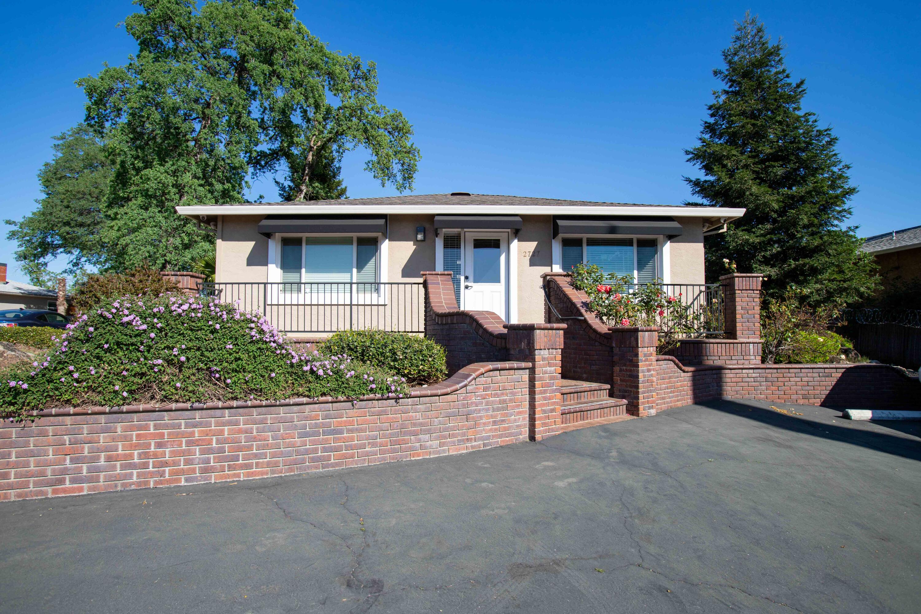 2727 Bechelli Lane, Redding, CA 96002 — photo 2