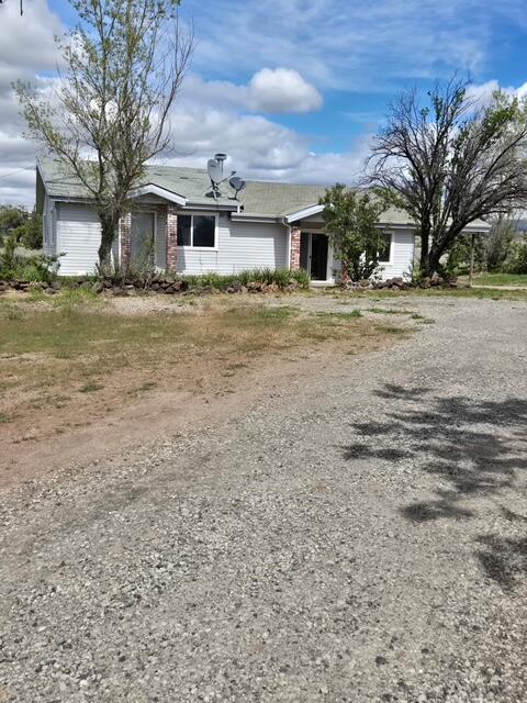 6516 Jade Avenue — photo