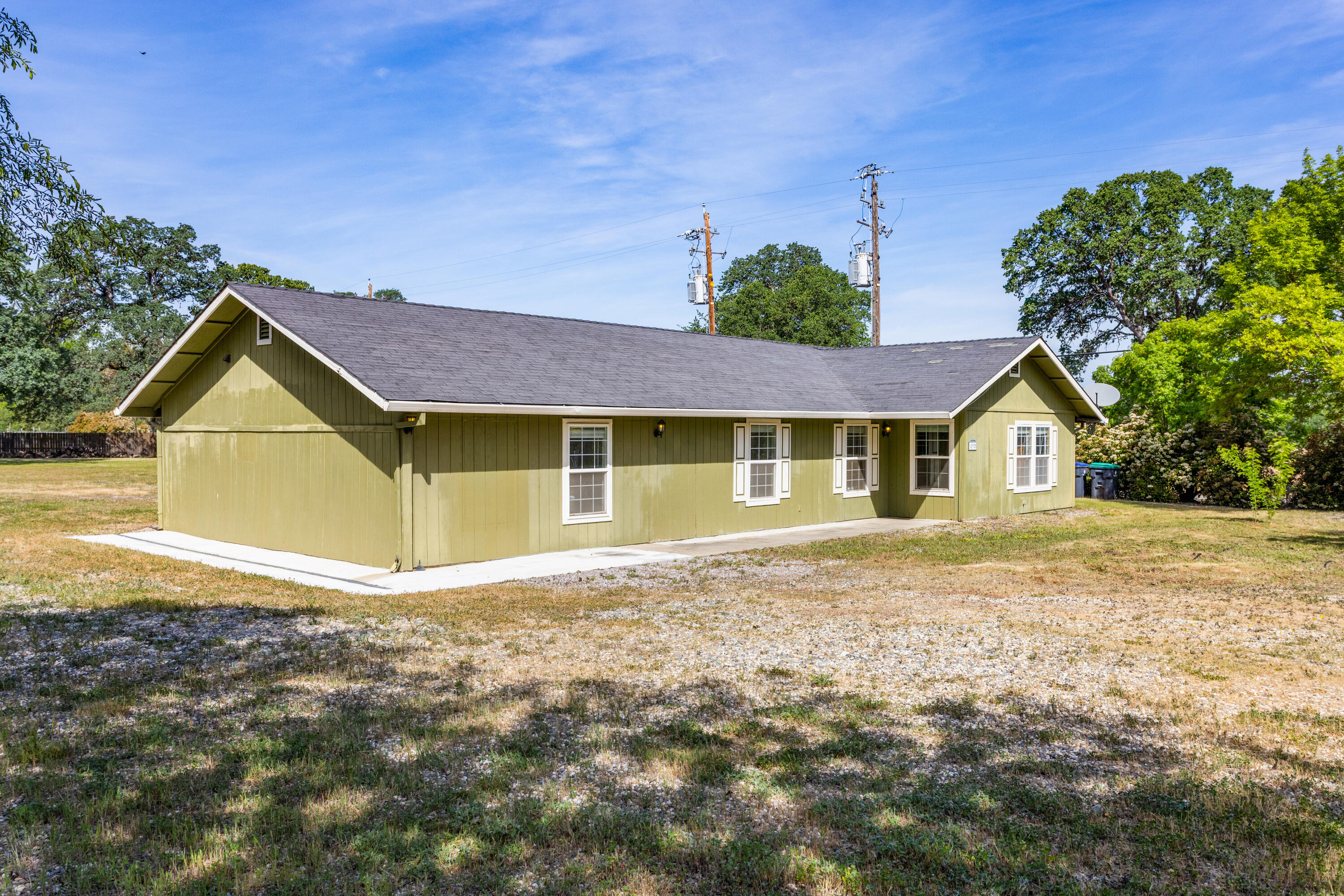 18355 Shelter Haven Court — photo