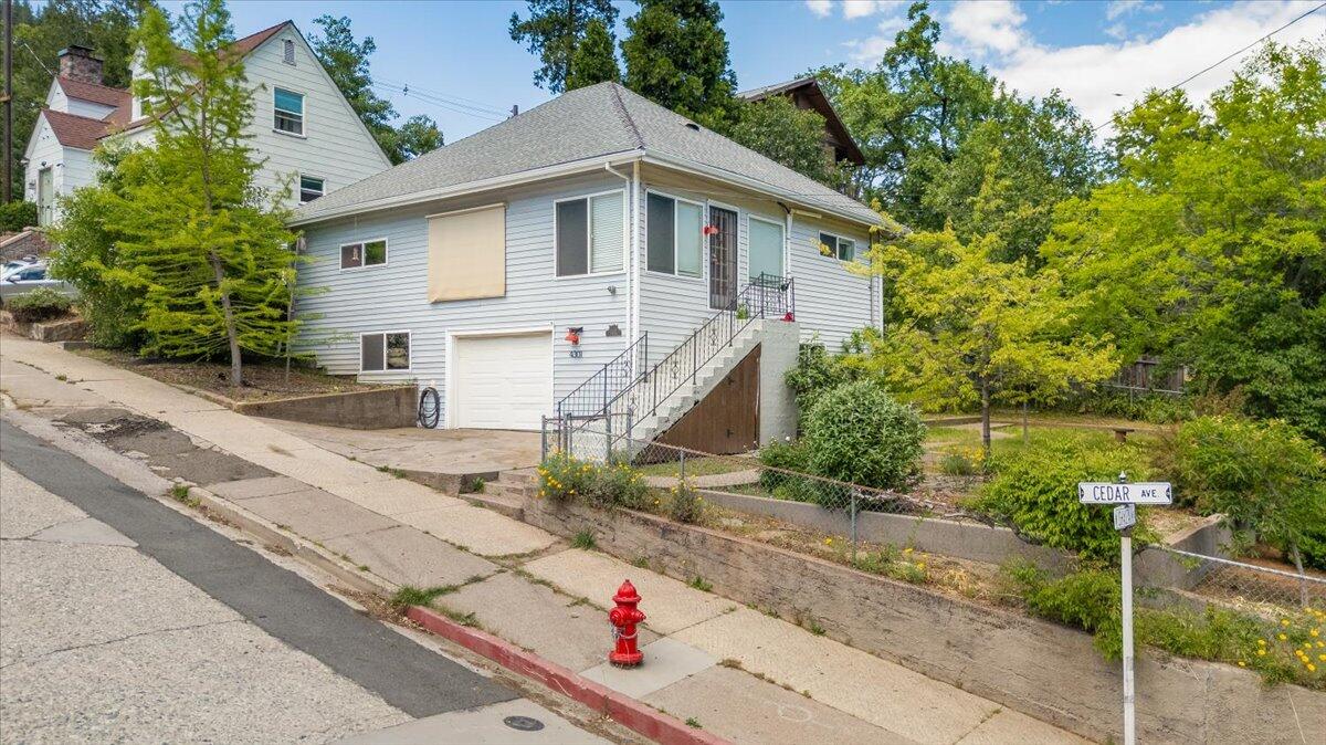 4301 Cedar Street — photo