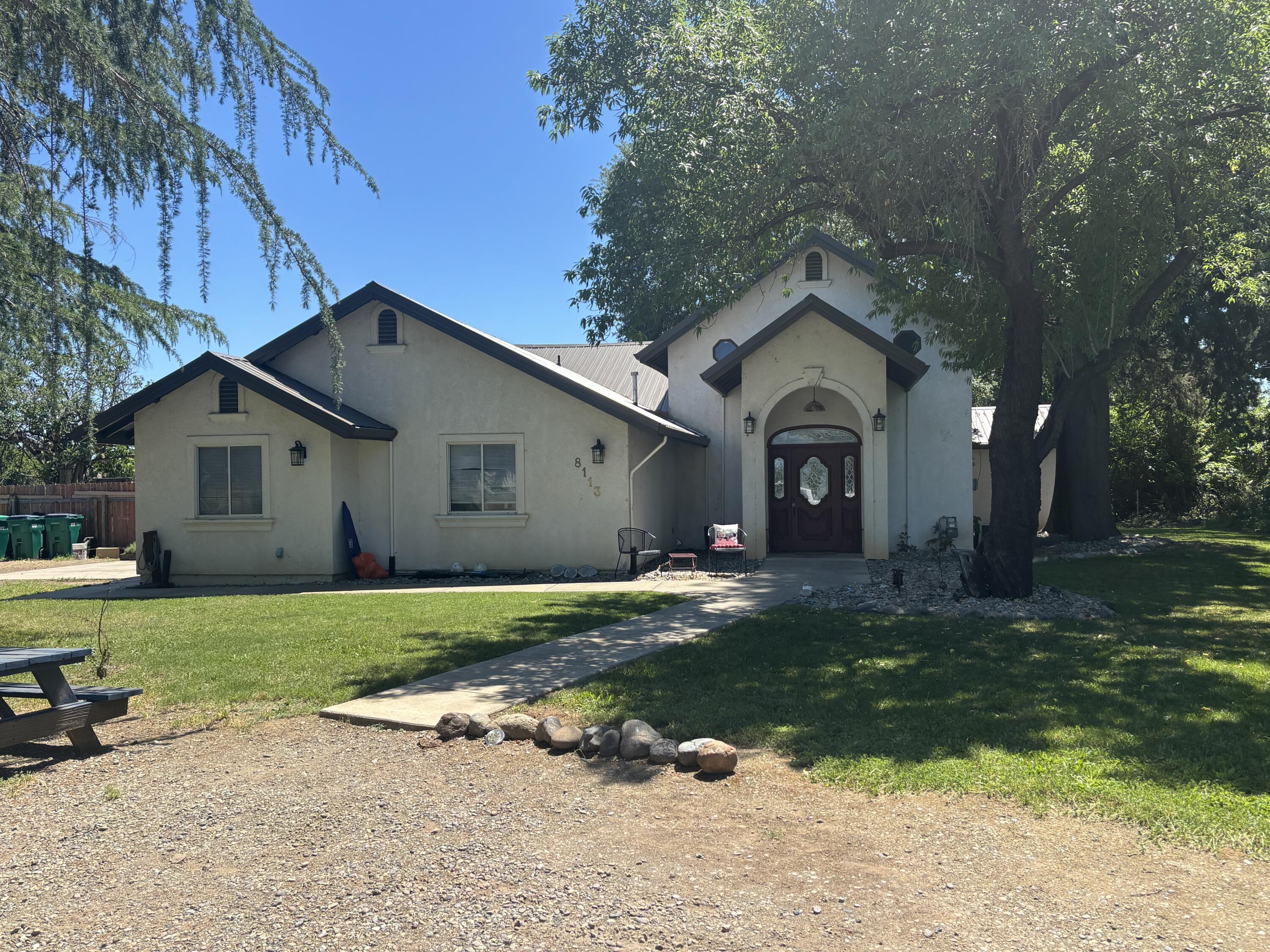 8113 Churn Creek Road — photo
