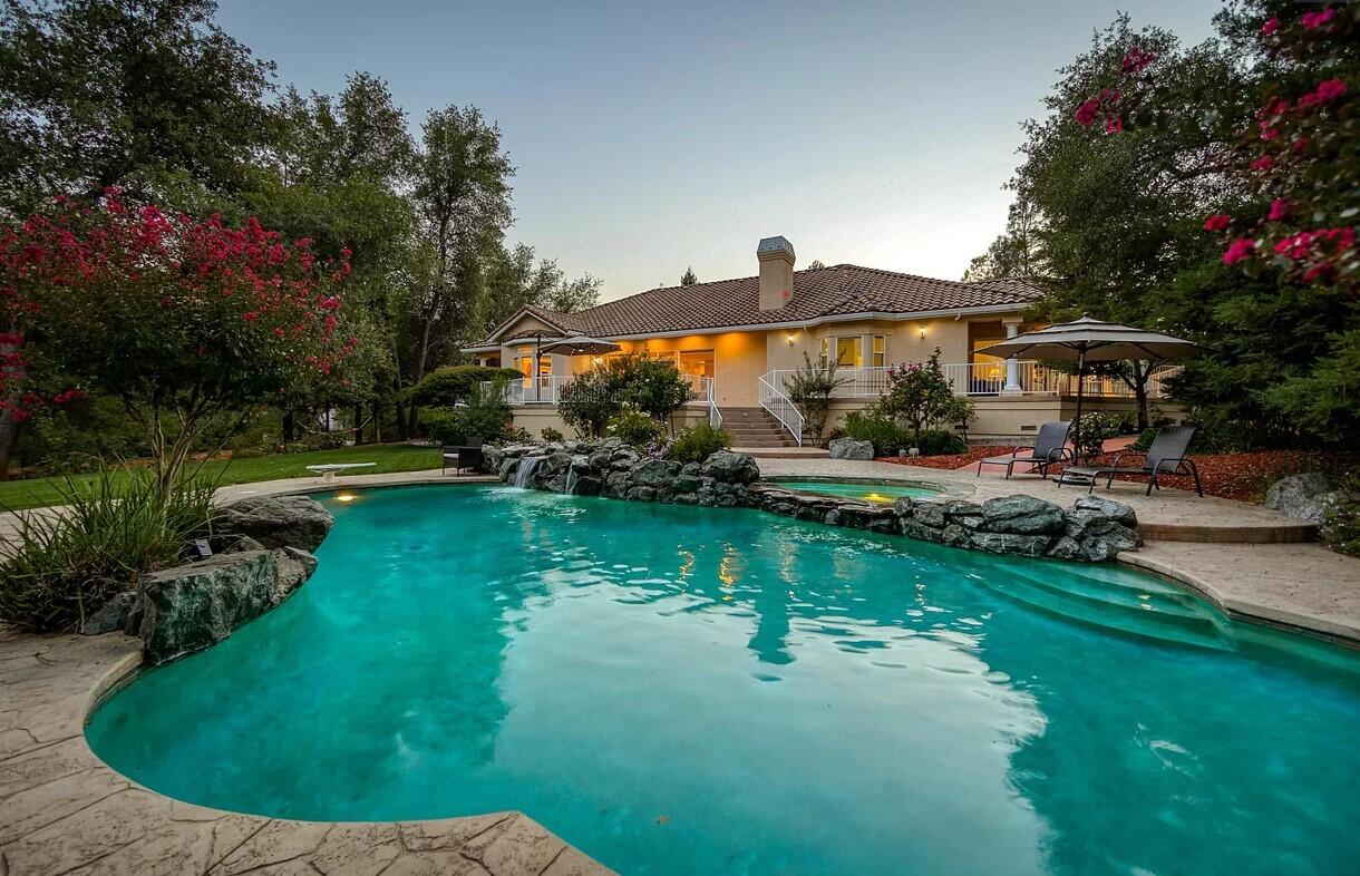 13497 Tierra Heights Road — photo