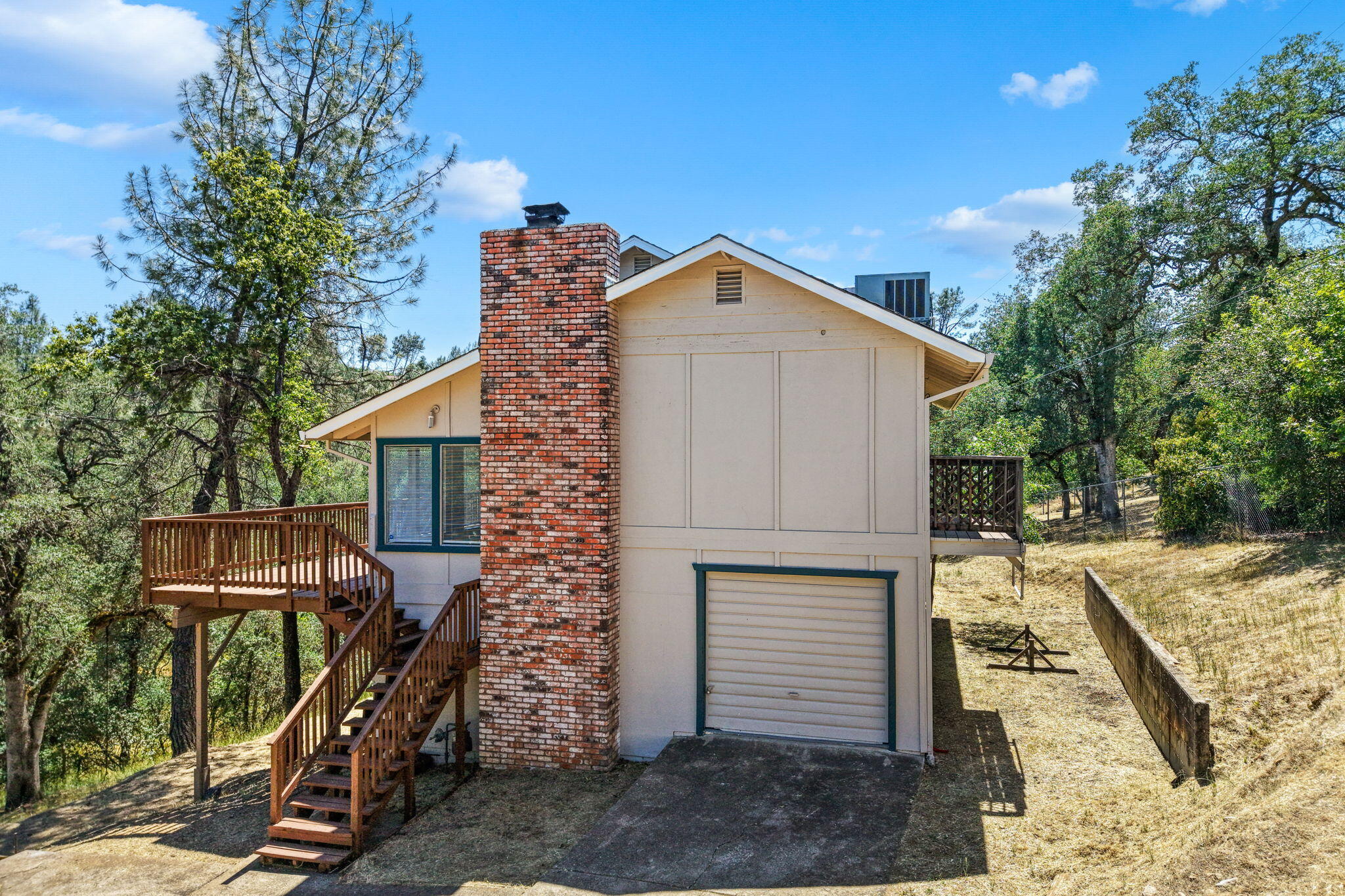 8741 Prospectors Road — photo