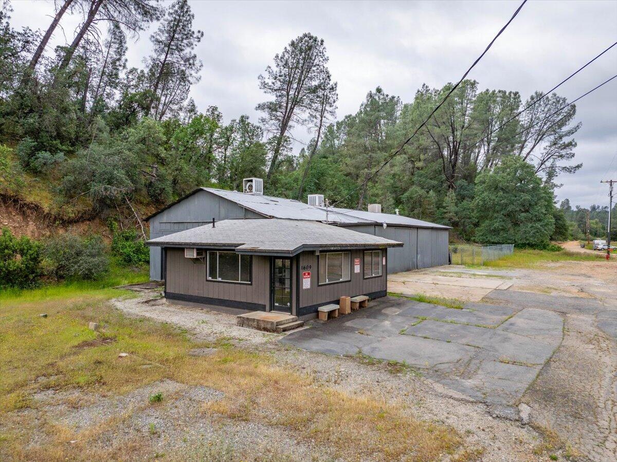 1609 Kenyon Drive — photo