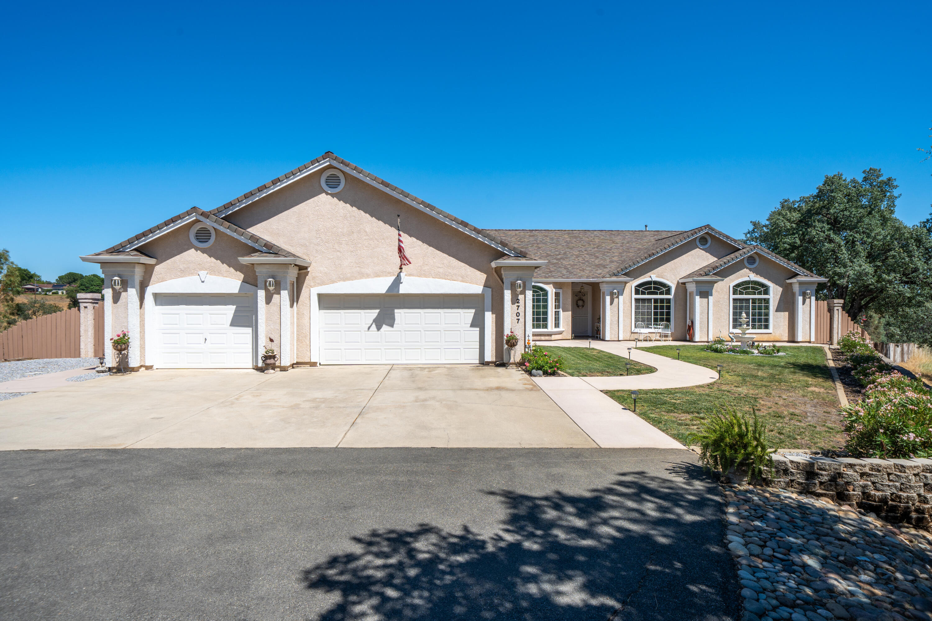 2707 Blue Bell Drive — photo