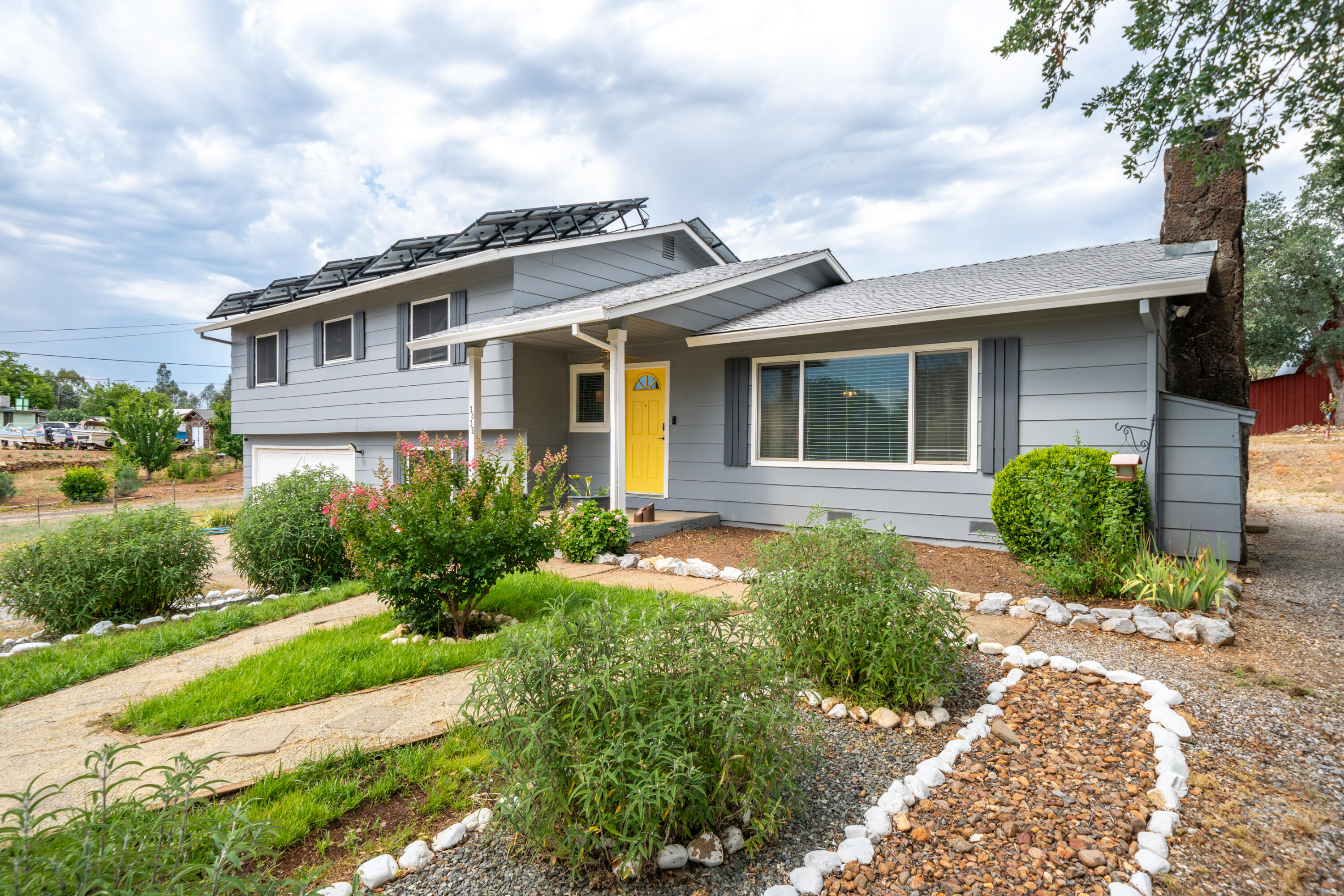 3638 W Anderson Drive — photo