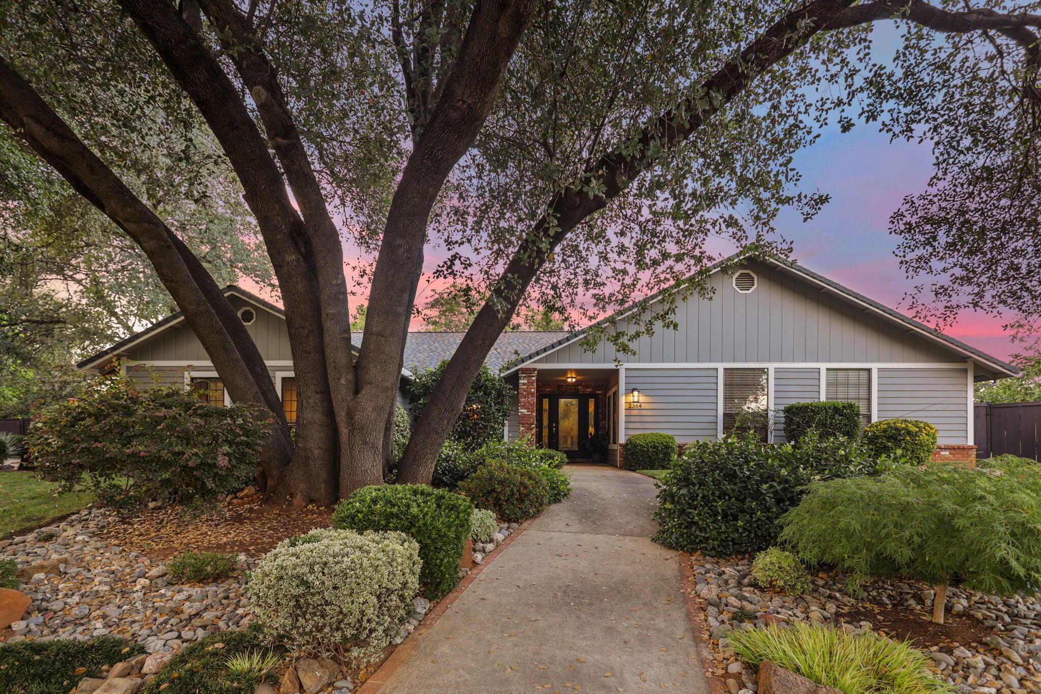 2364 La Madre Court — photo