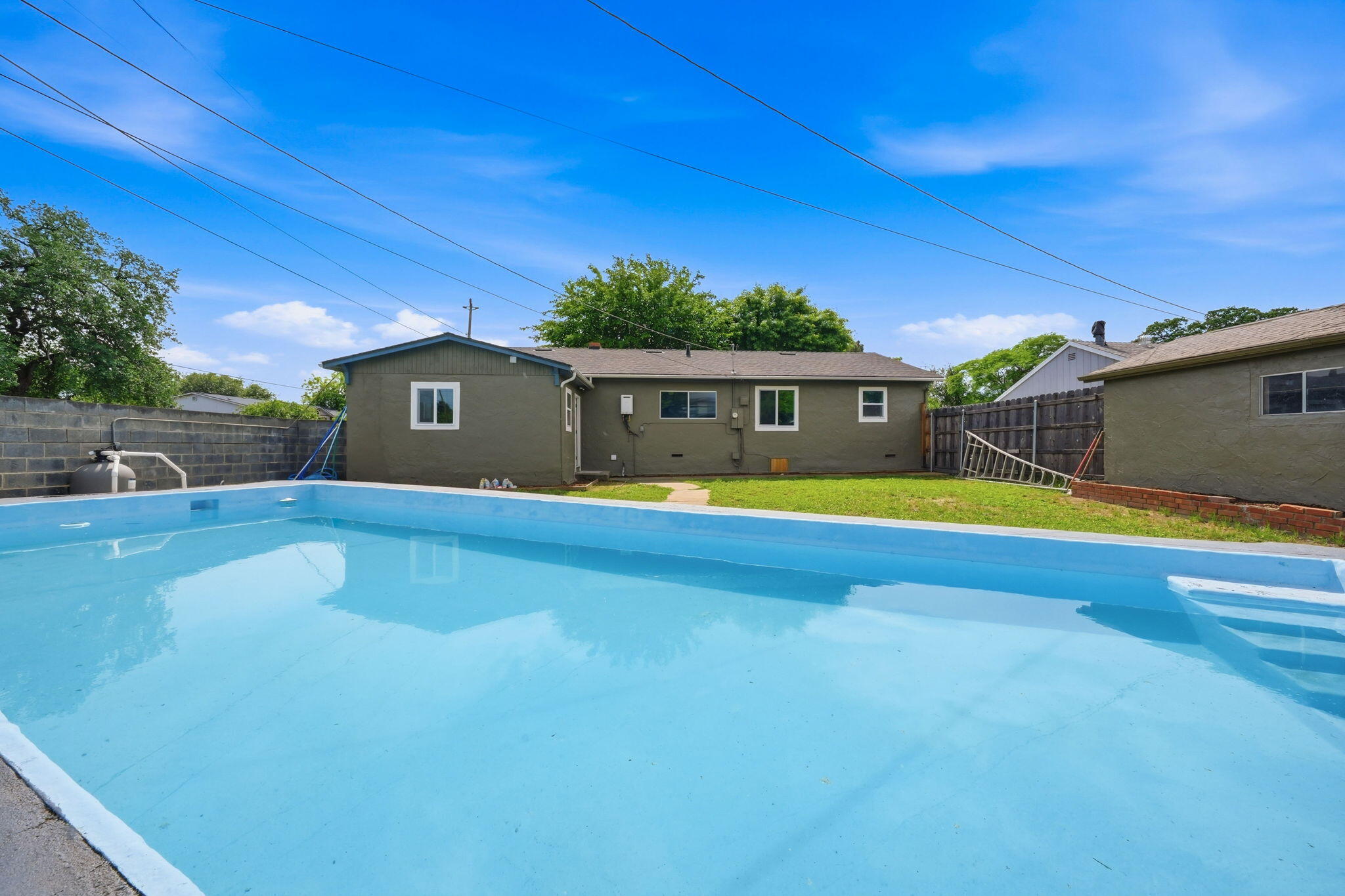20934 Foster Street — photo