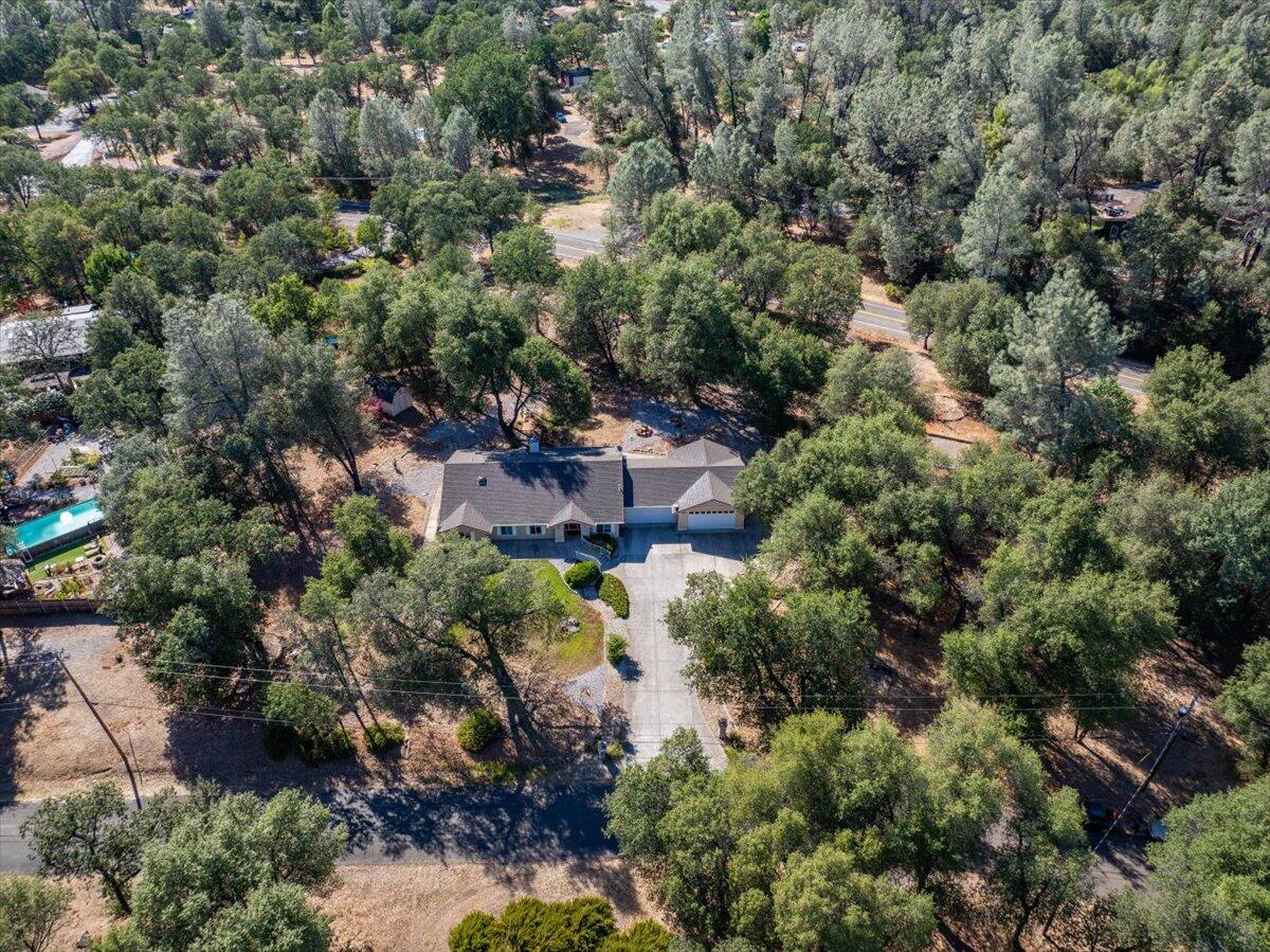 13320 Fernie Way — photo