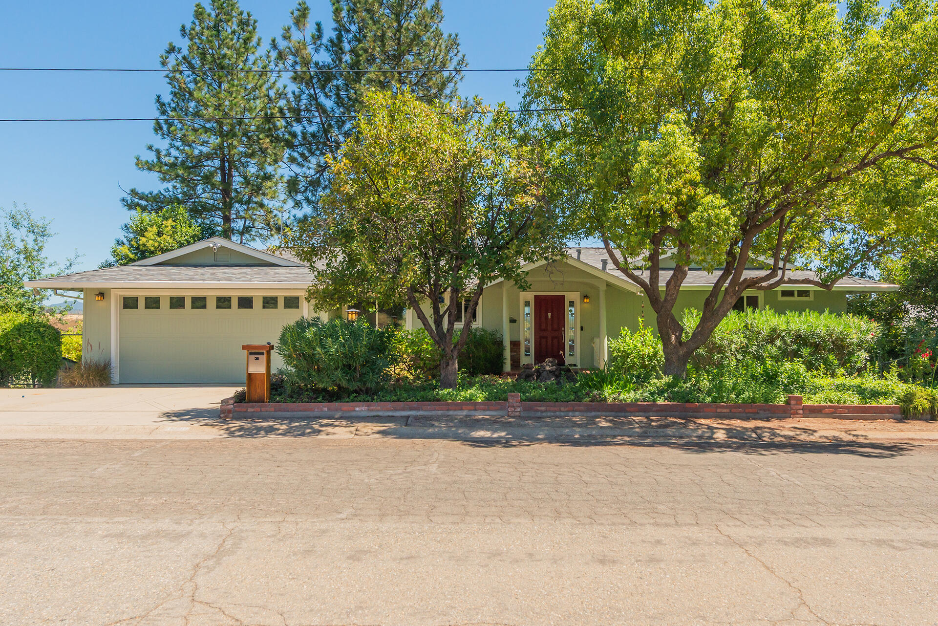 3600 Scenic Drive — photo