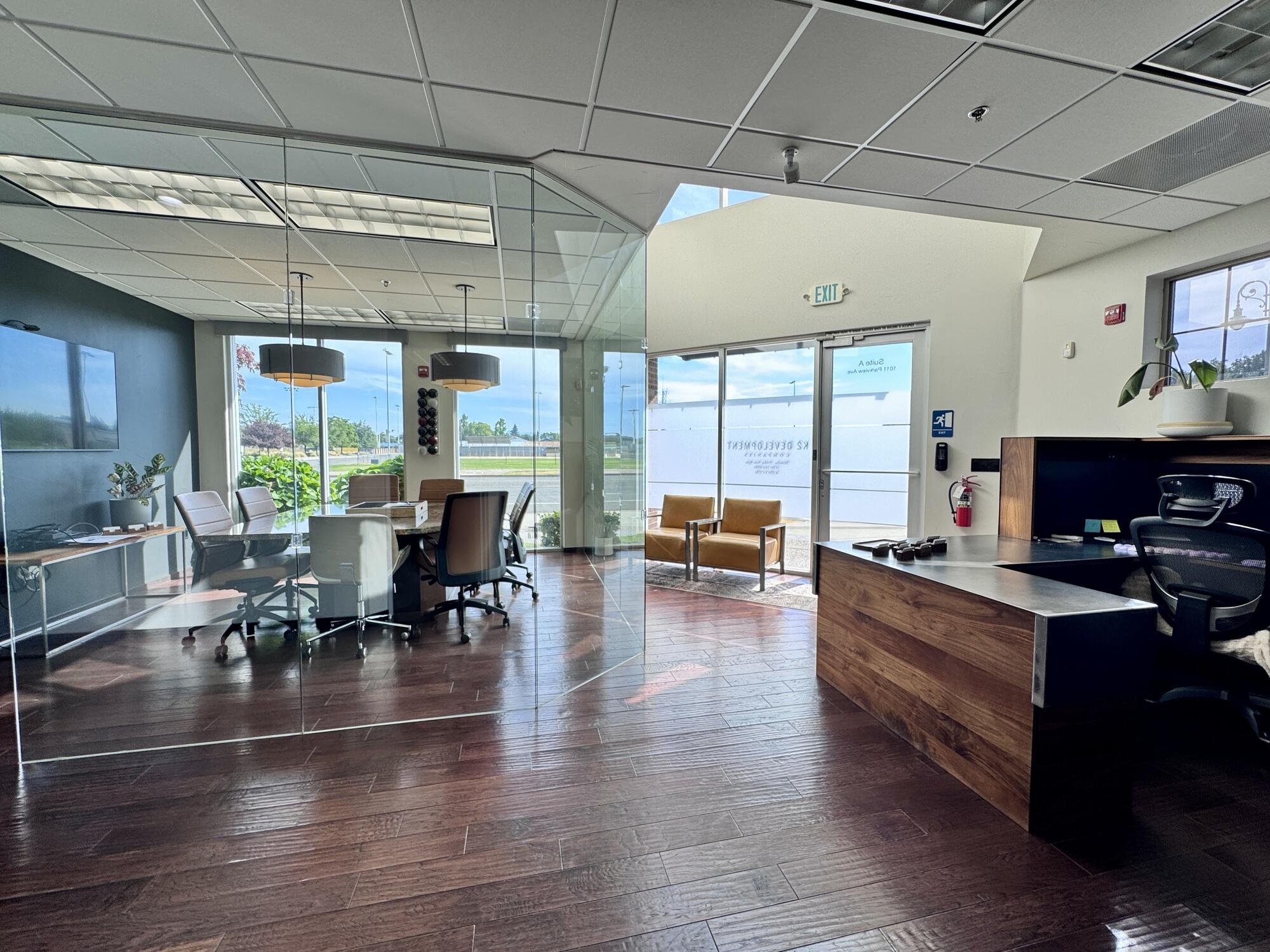 1011 Parkview Avenue, Suite A&B — photo