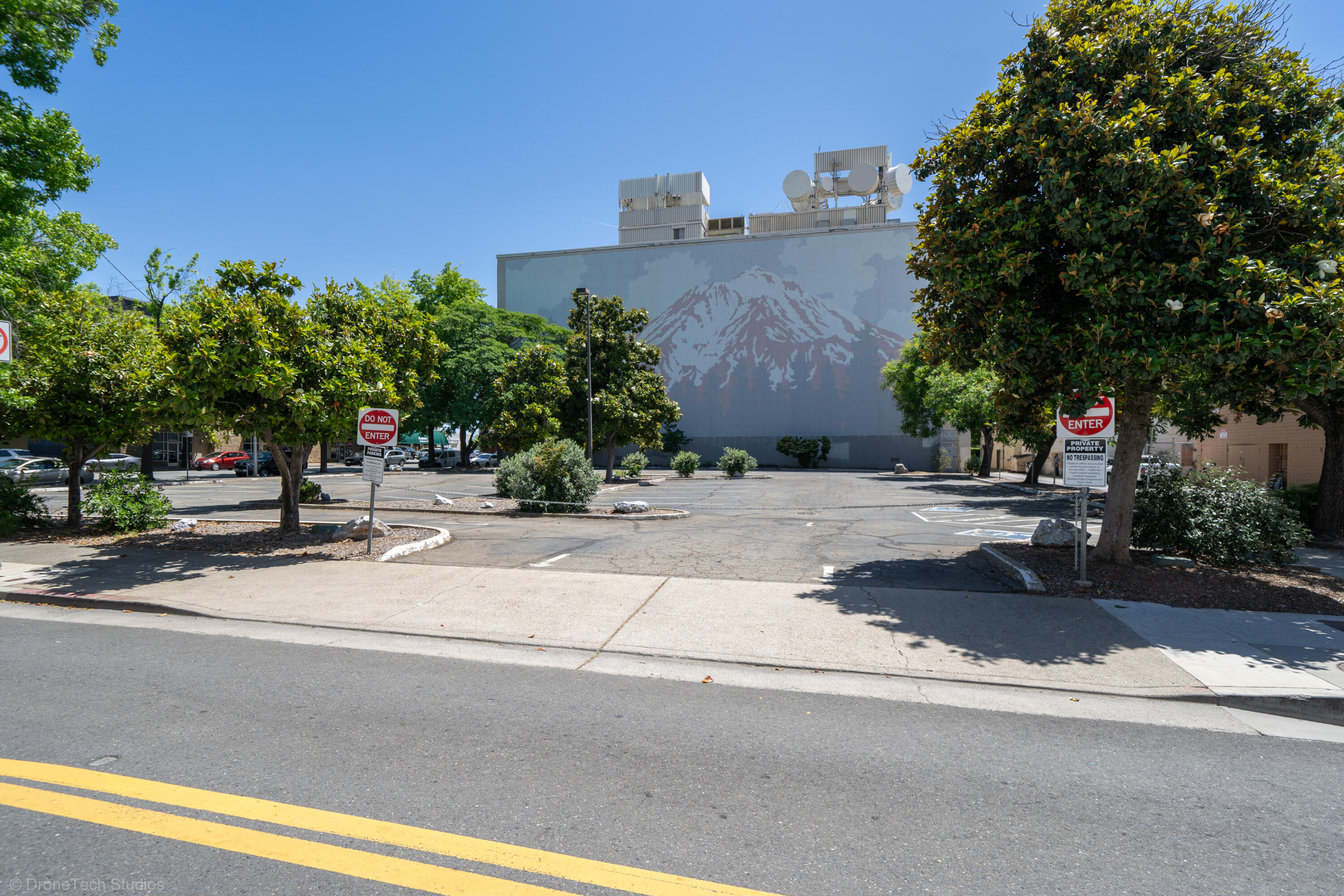 1335 Yuba Street — photo