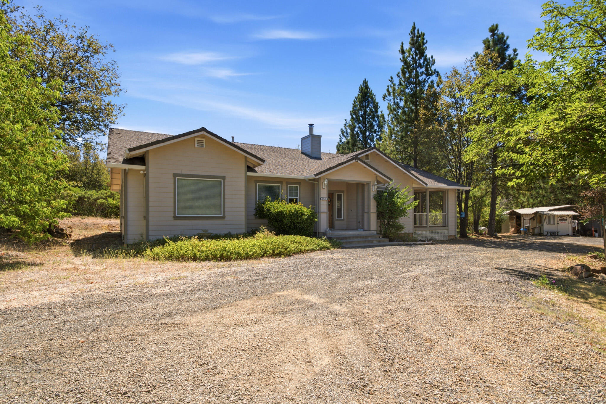 29529 Ca 299 E, Round Mountain, CA 96084 — photo 2