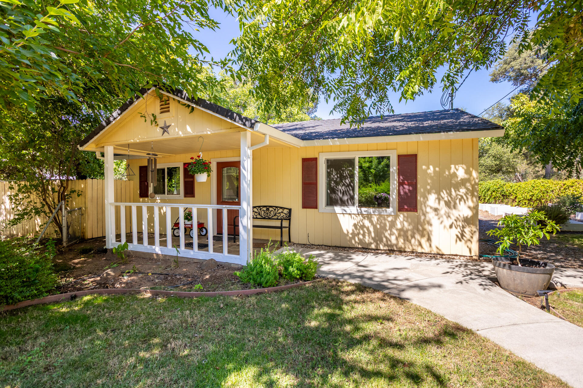 3444 Frances Street — photo