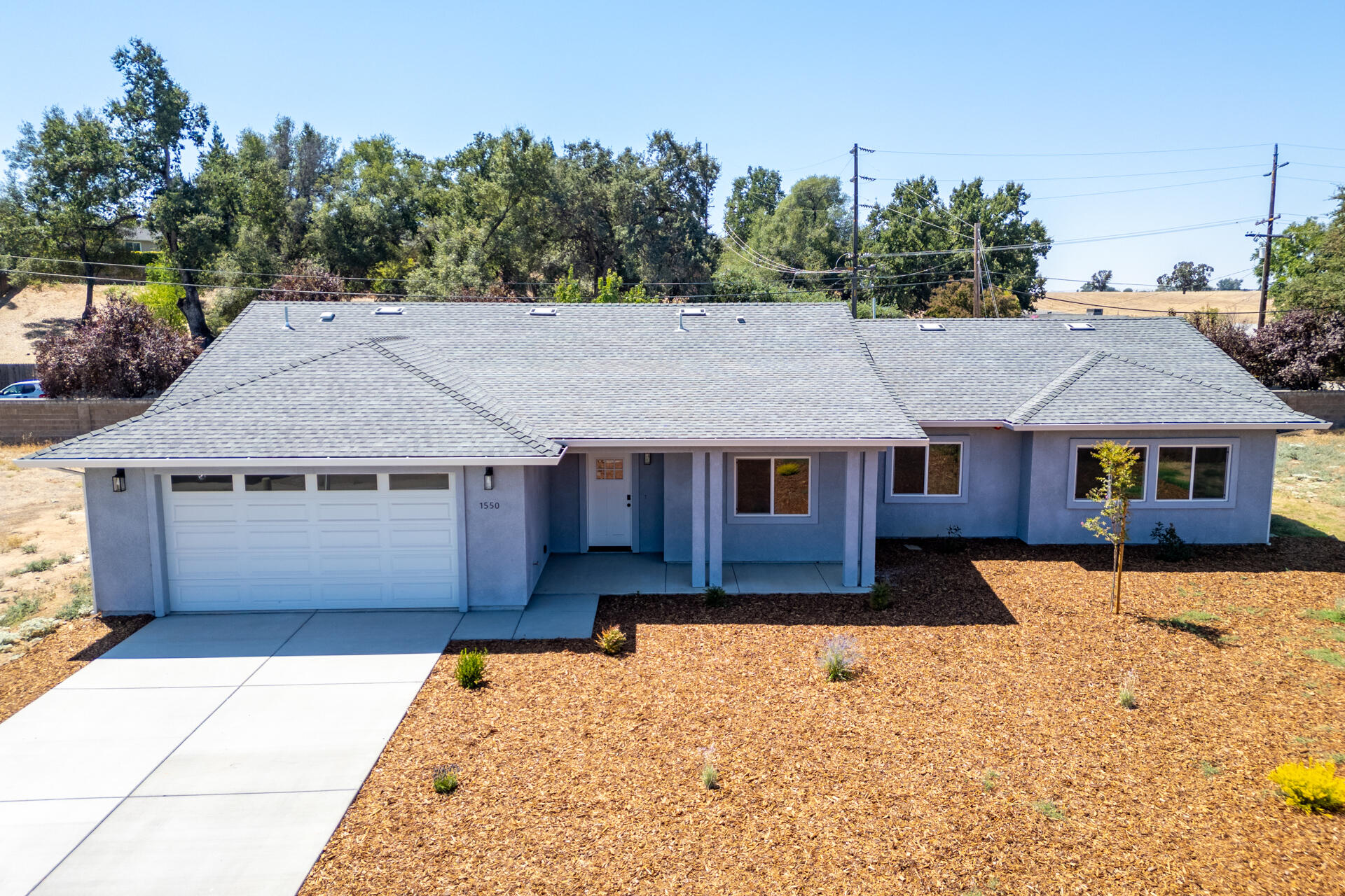 1550 Aubrey Court — photo