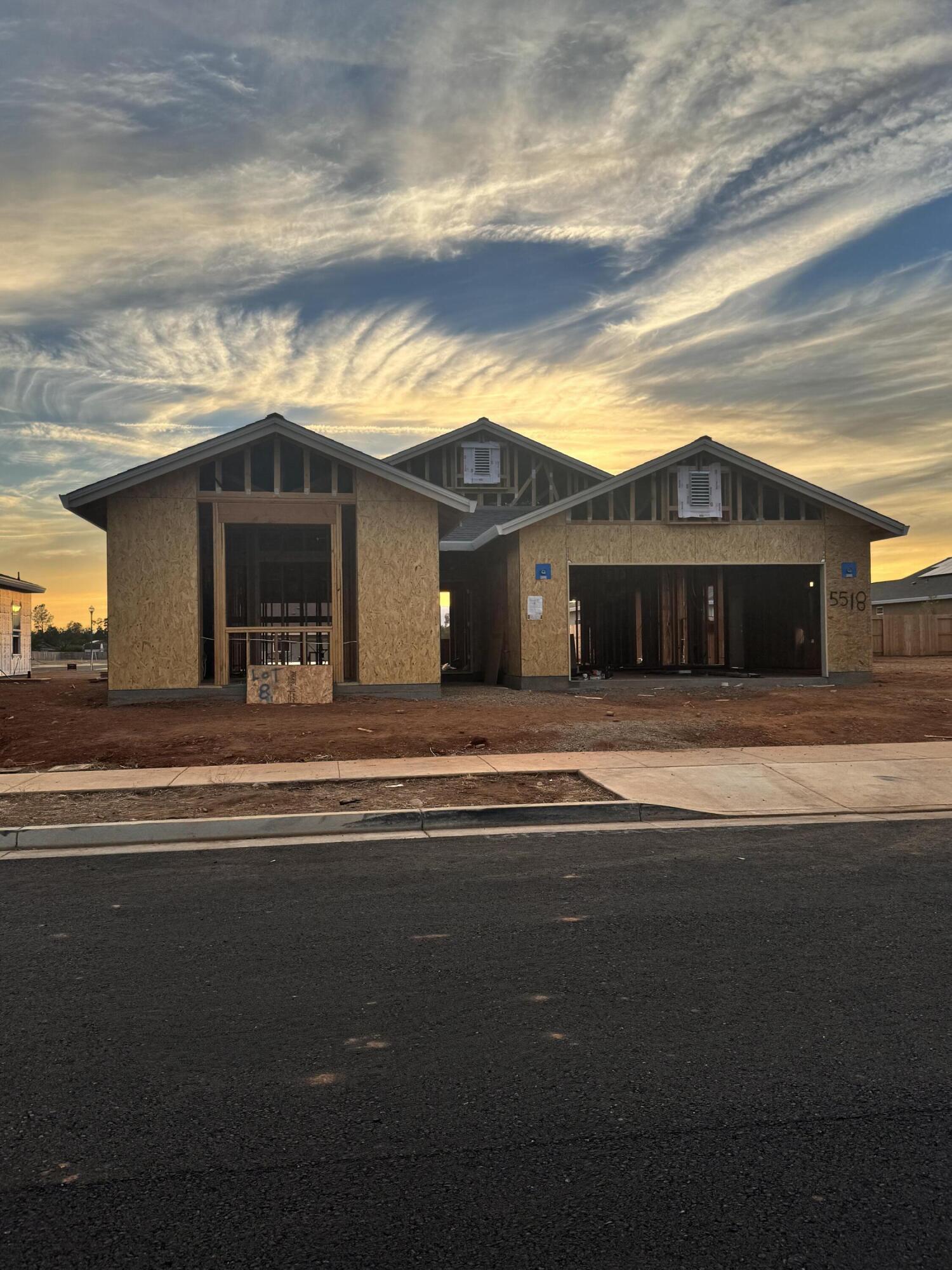 5518 Muir Peak Road — photo
