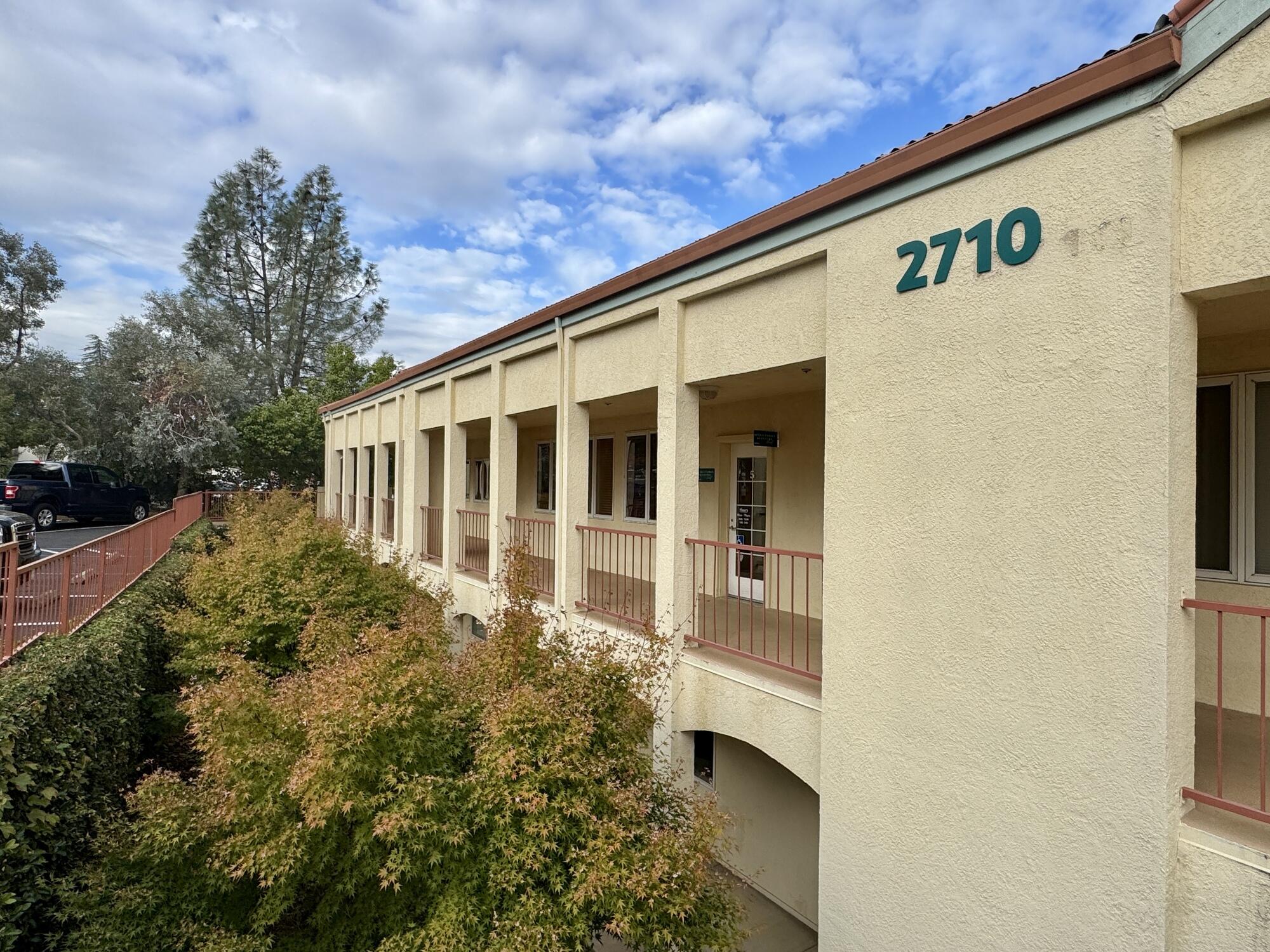 2710 Eureka Way, Suite 1 — photo