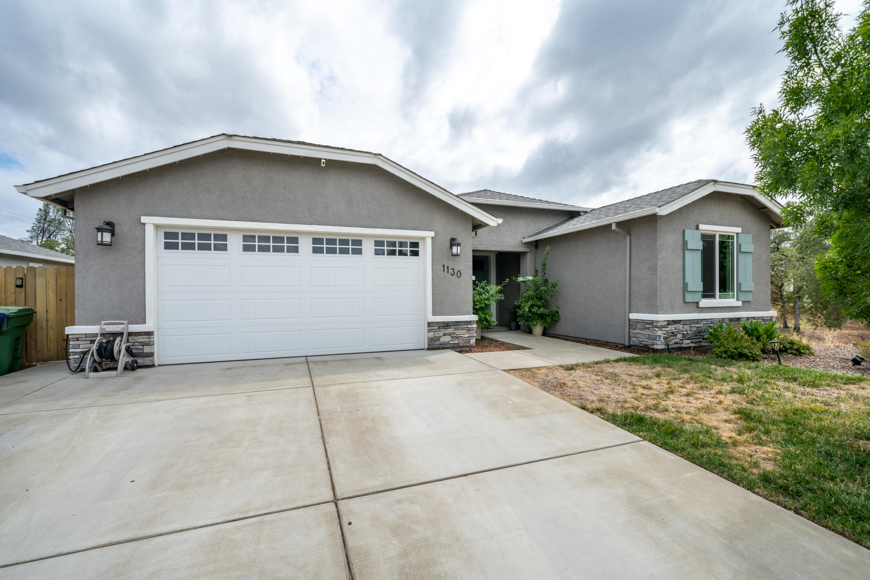 1130 Bingham Drive, Redding, CA 96003 — photo 2