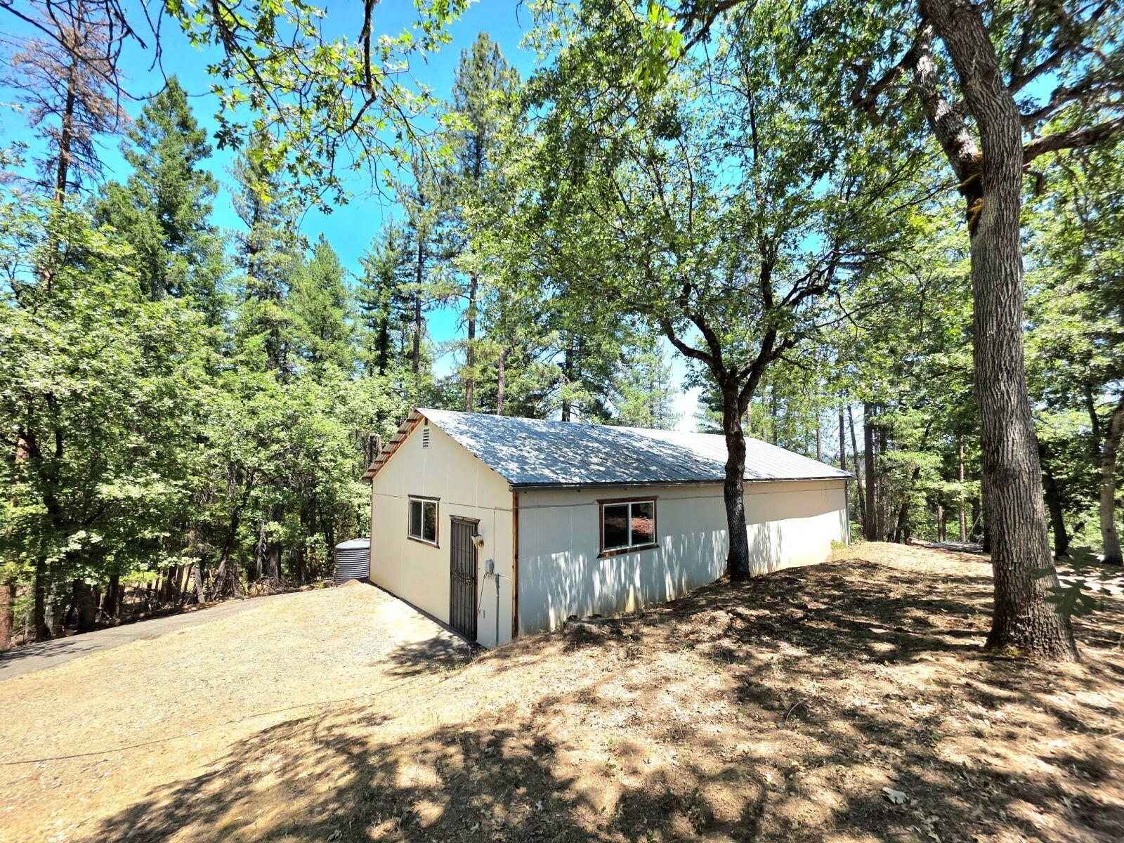 2129 Brady Road, Hayfork, CA 96041 — photo 2